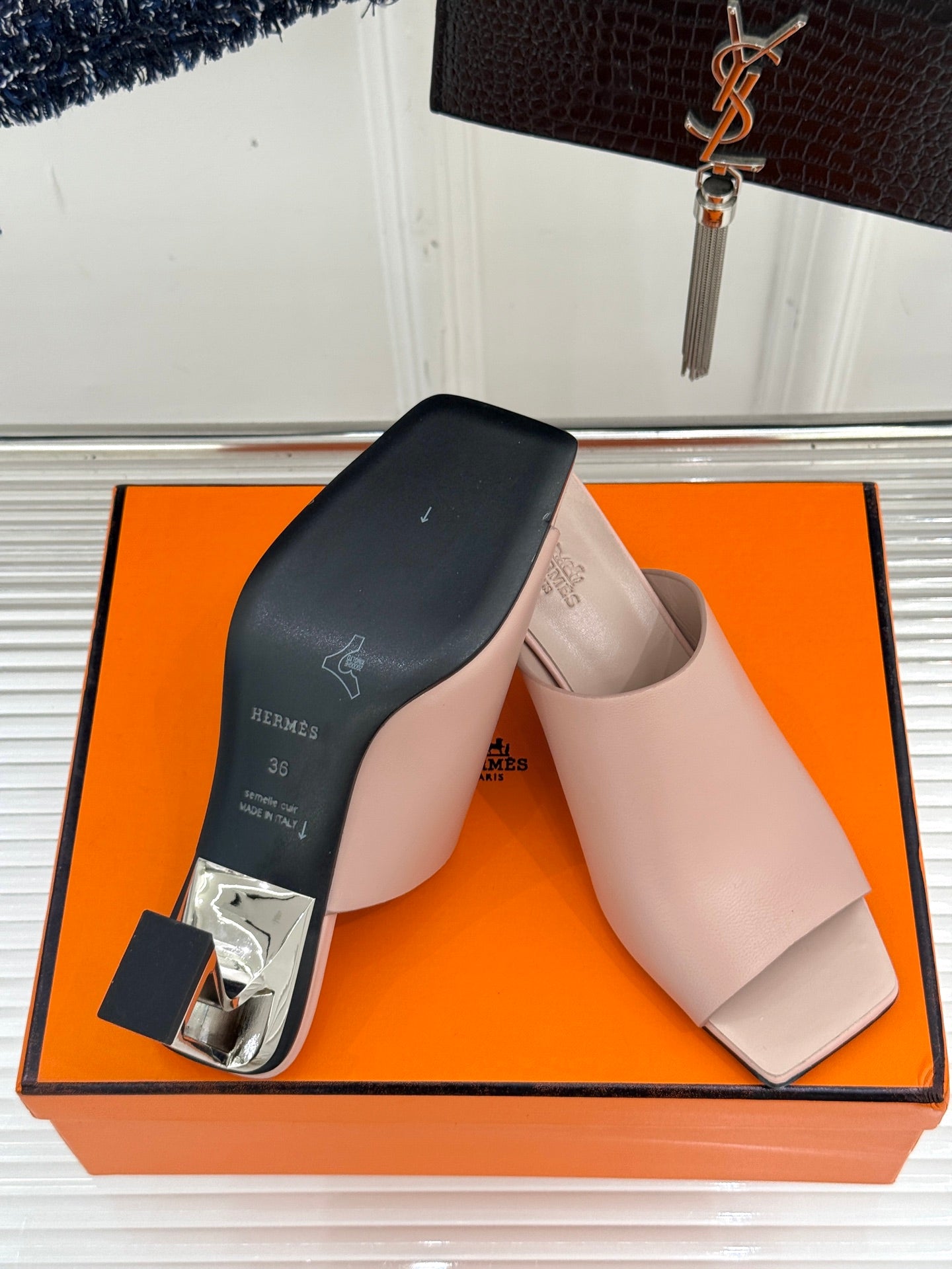 LuxluxHouse Best Quality Women Shoes Hermes