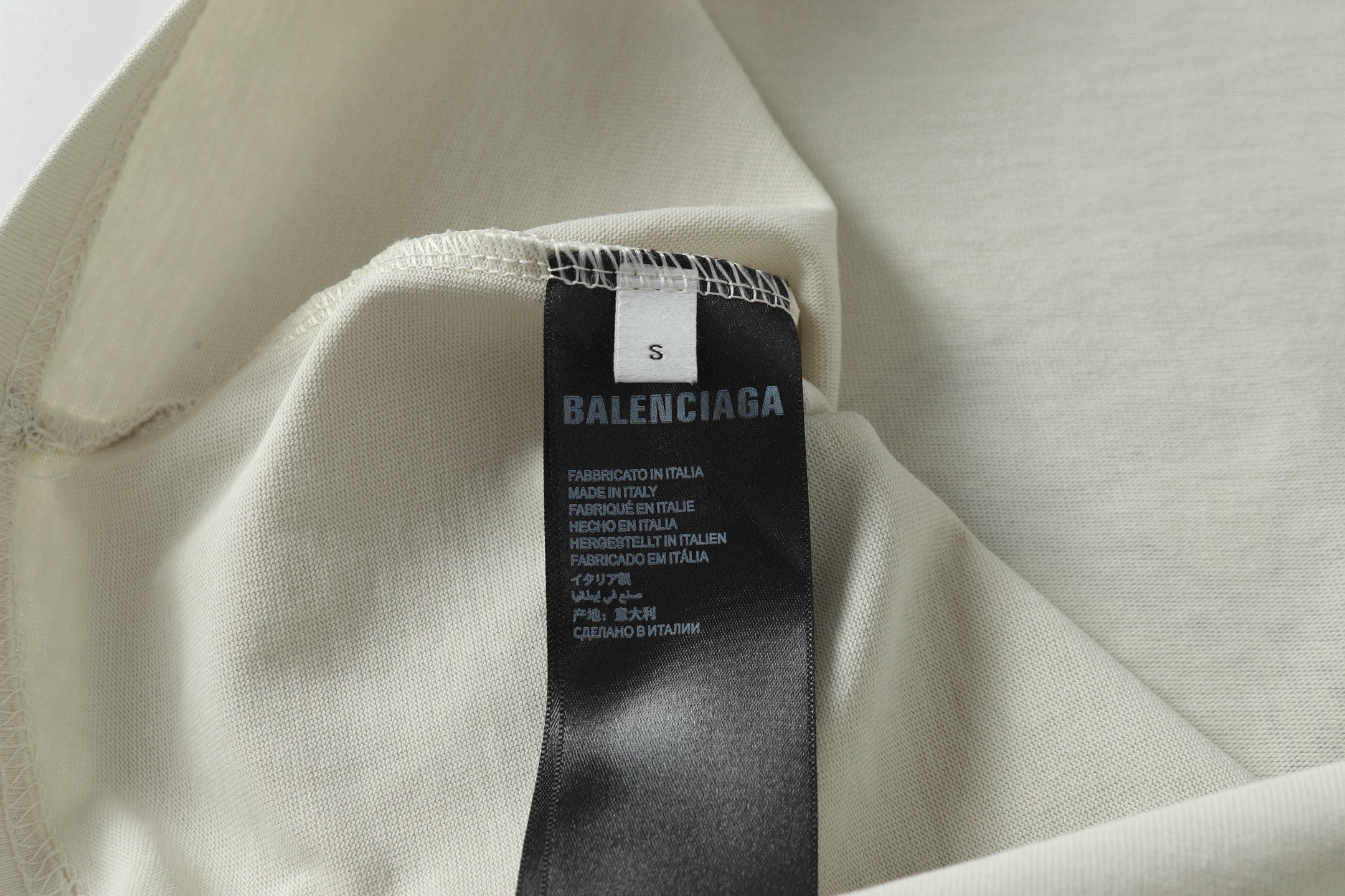 LuxluxHouse Best Quality Clothes Balenciaga T-shirt
