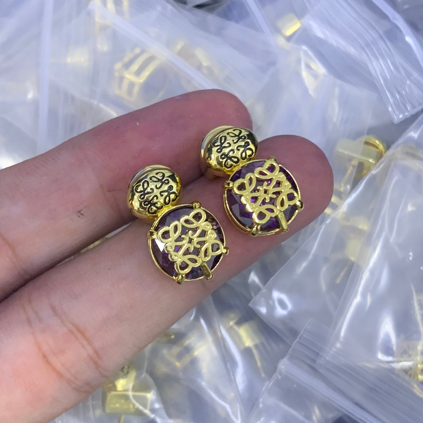 LuxluxHouse Low Price And High Quality Accessories Loewe