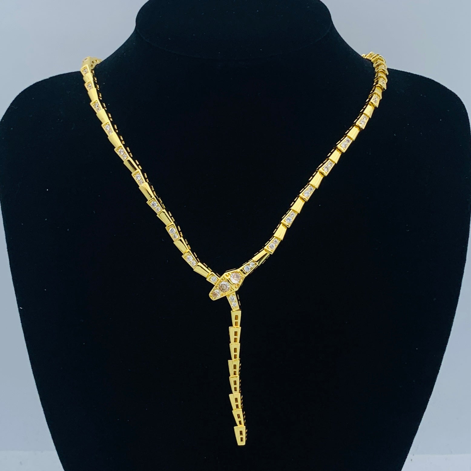 LuxluxHouse Low Price And High Quality Accessories Bvlgari