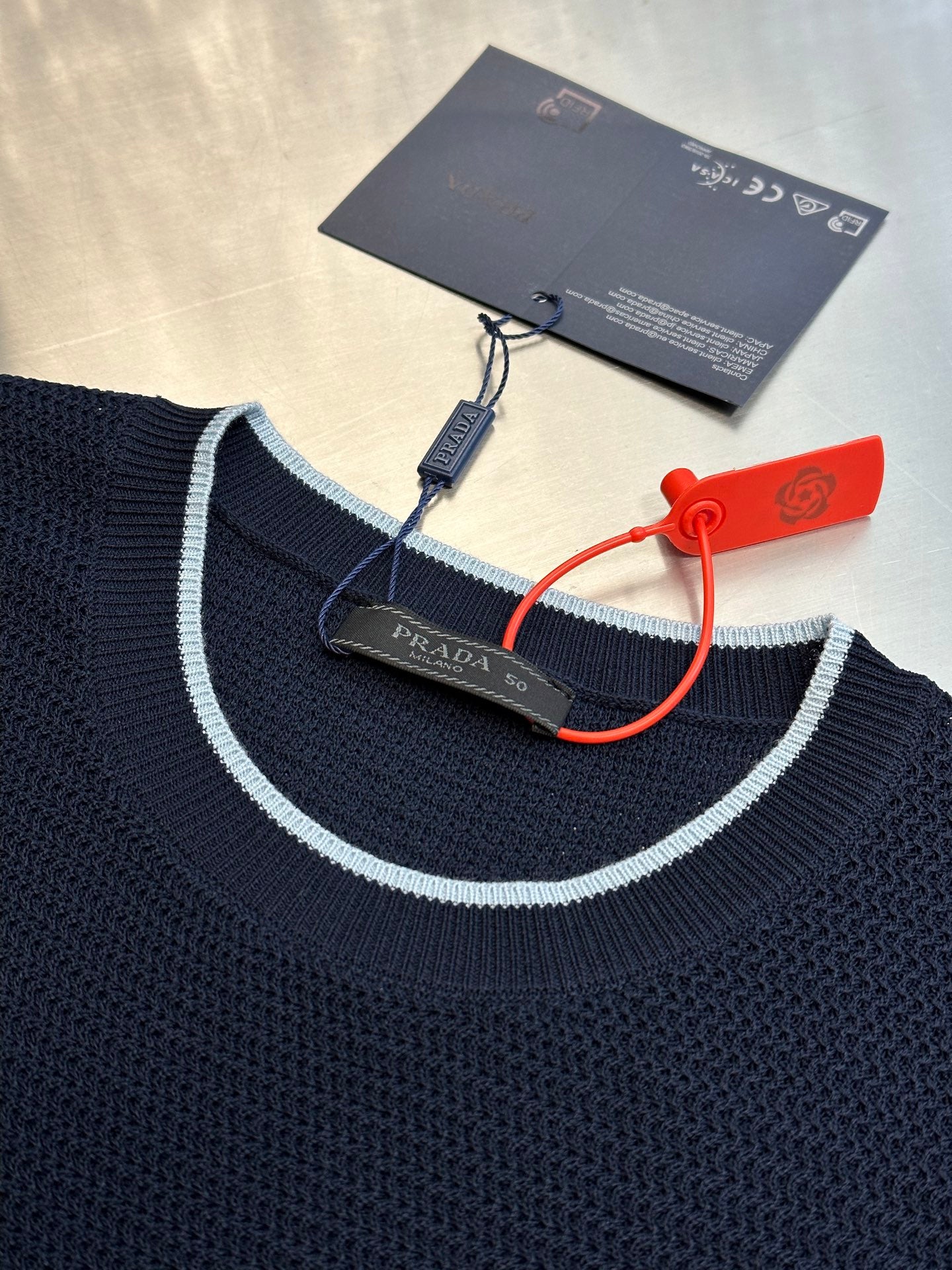 LuxluxHouse Best Quality Clothes T-shirt Prada