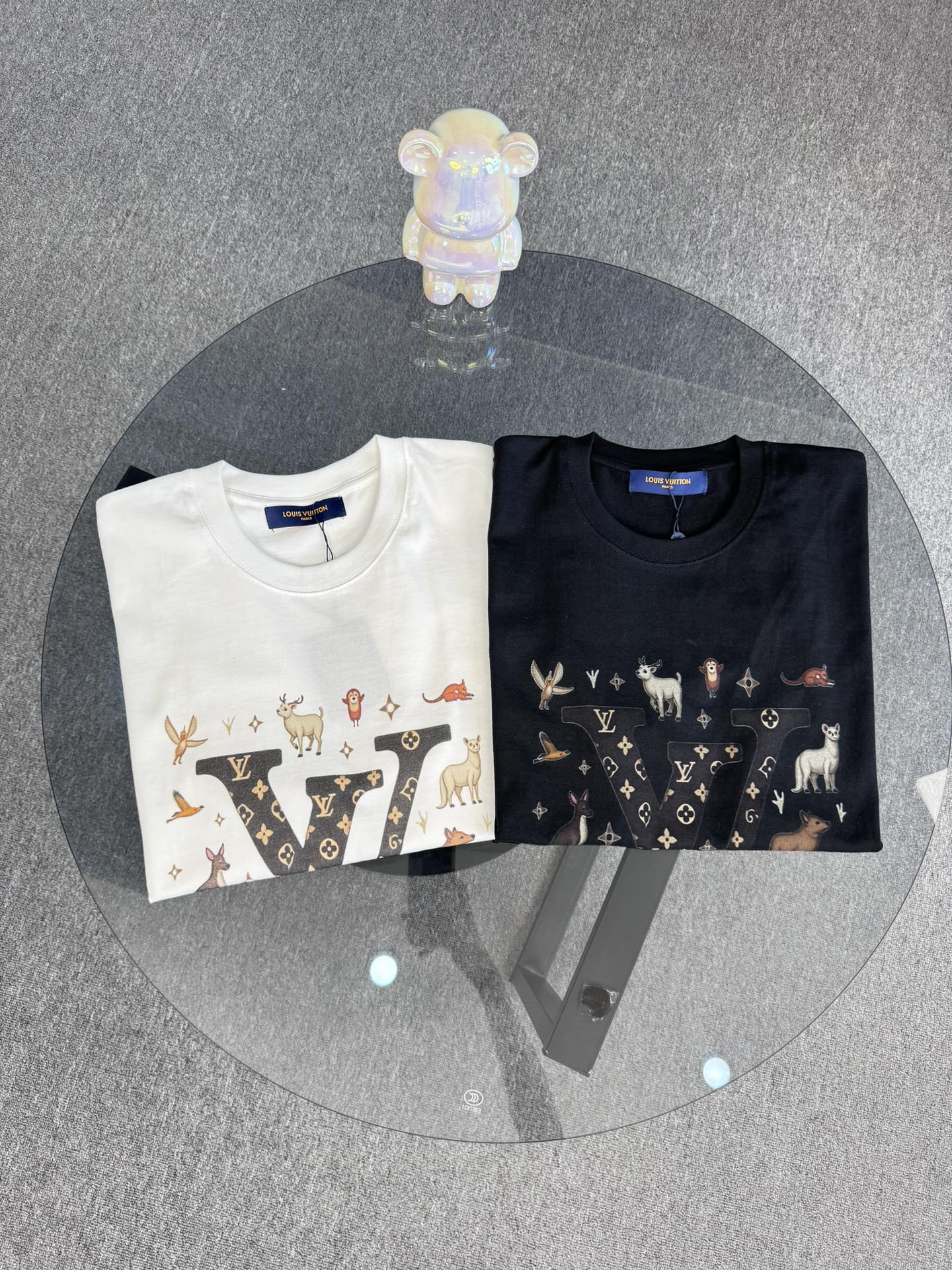 LuxluxHouse Best Quality Clothes T-shirt Louis Vuitton