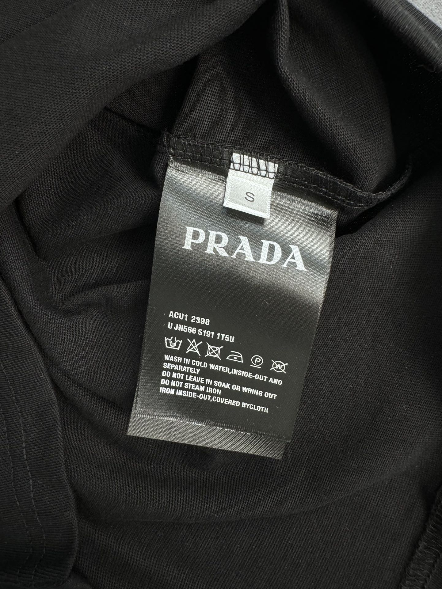 LuxluxHouse Best Quality Clothes T-shirt Prada