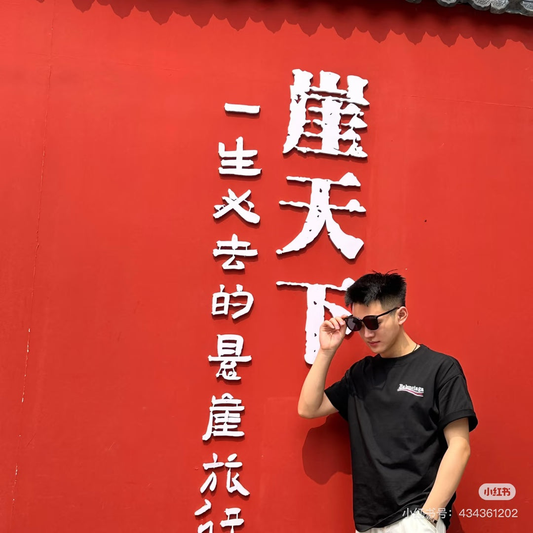 LuxluxHouse Best Quality Clothes Balenciaga T-shirt