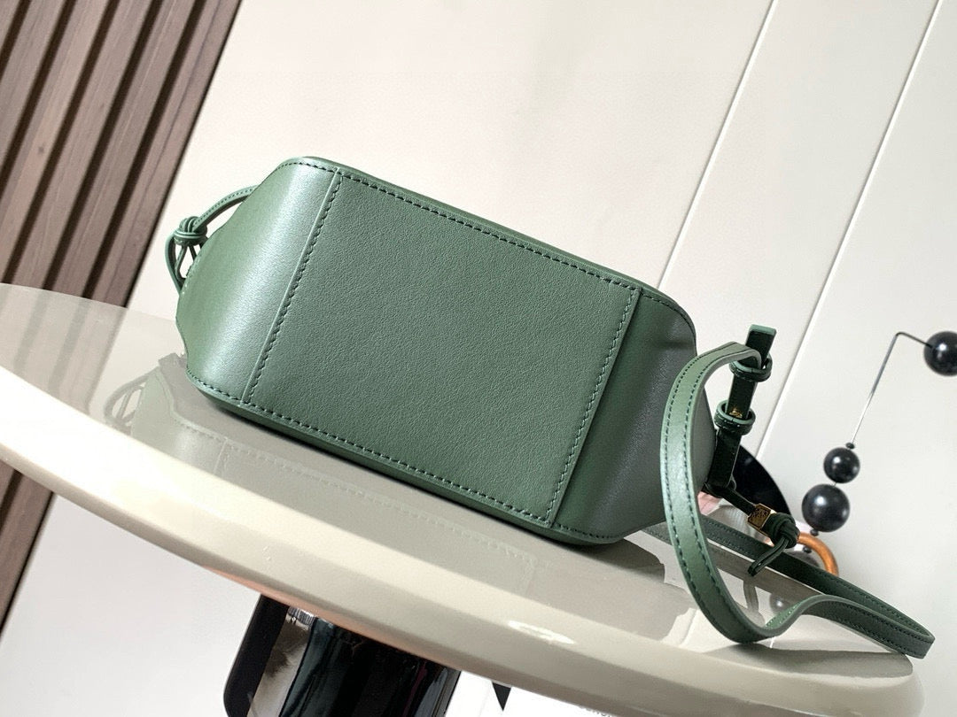 LuxluxHouse Best Quality Bags Loewe