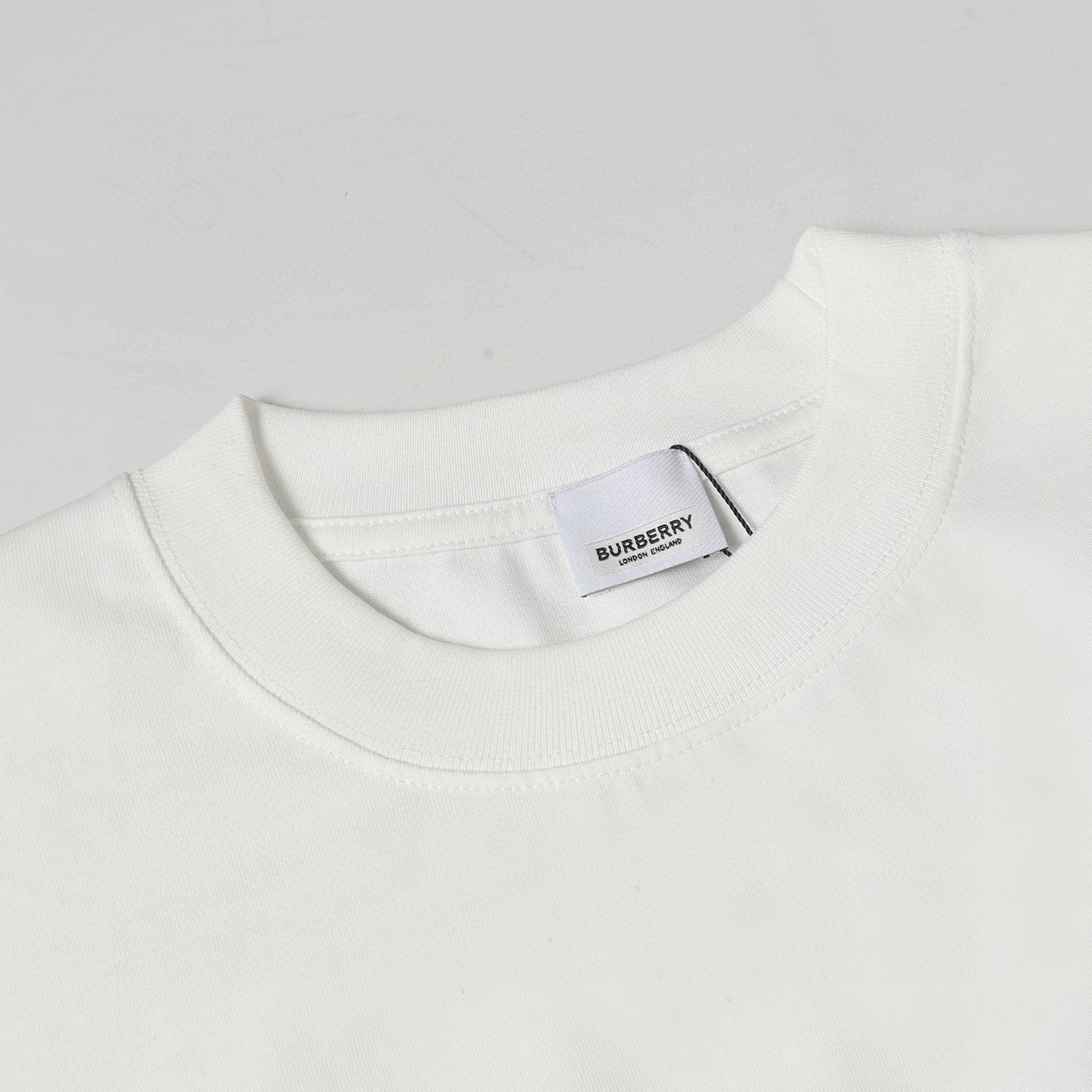 LuxluxHouse Best Quality Clothes Burberry T-shirt
