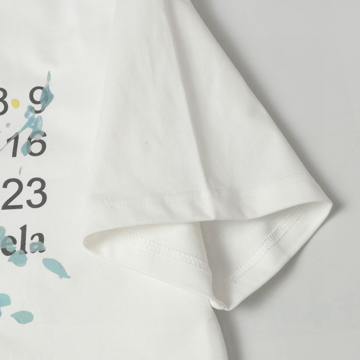 LuxluxHouse Best Quality Clothes T-shirt Chanel & Maison Margiela