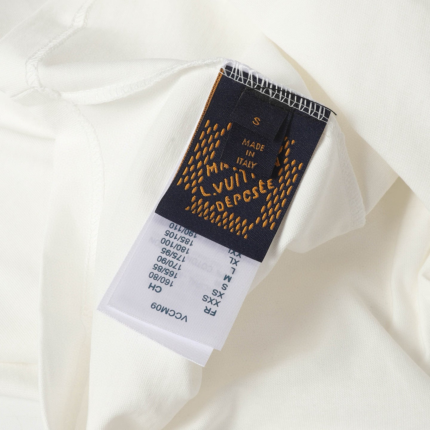 LuxluxHouse Best Quality Clothes T-shirt Louis Vuitton