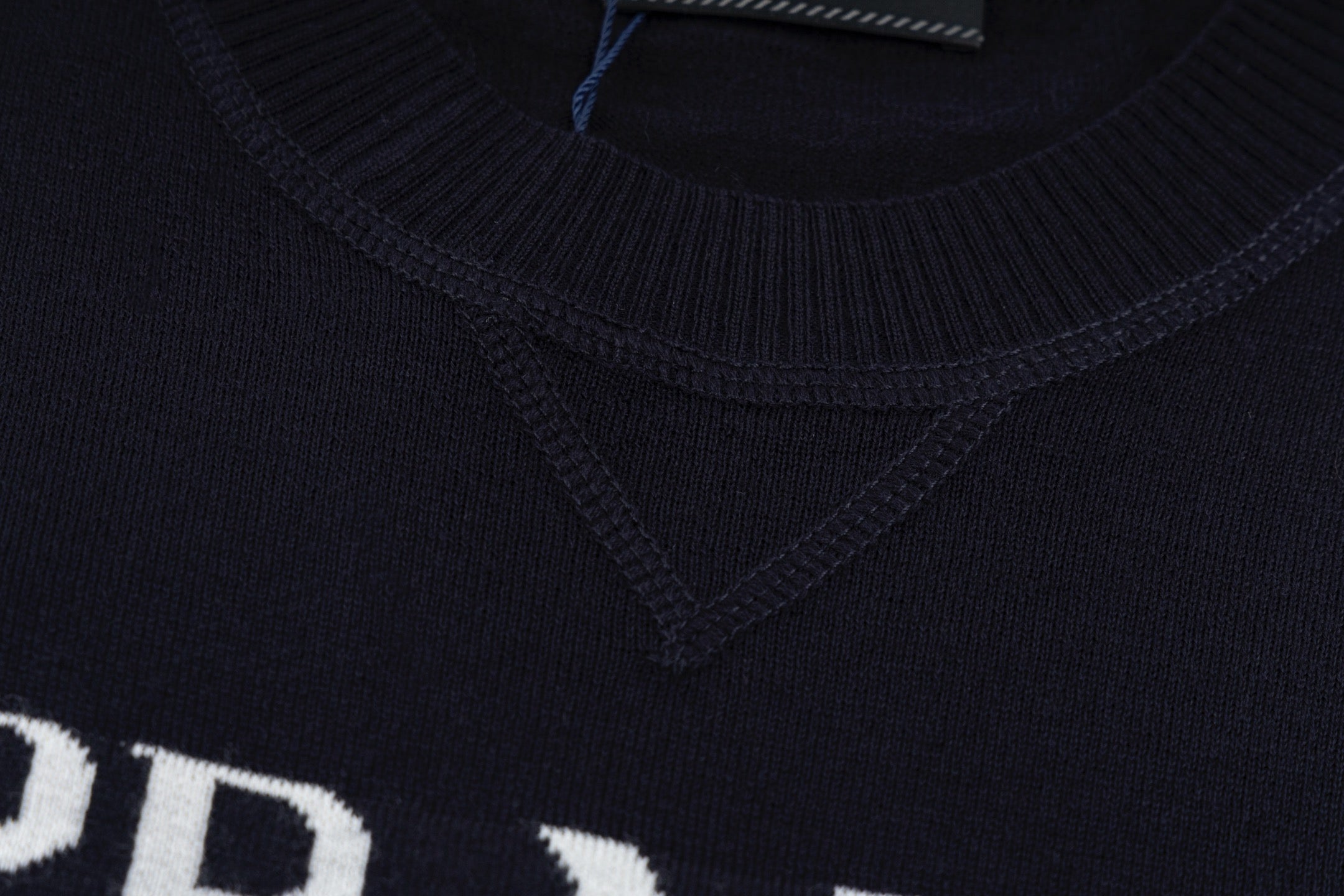 LuxluxHouse Best Quality Clothes T-shirt Prada