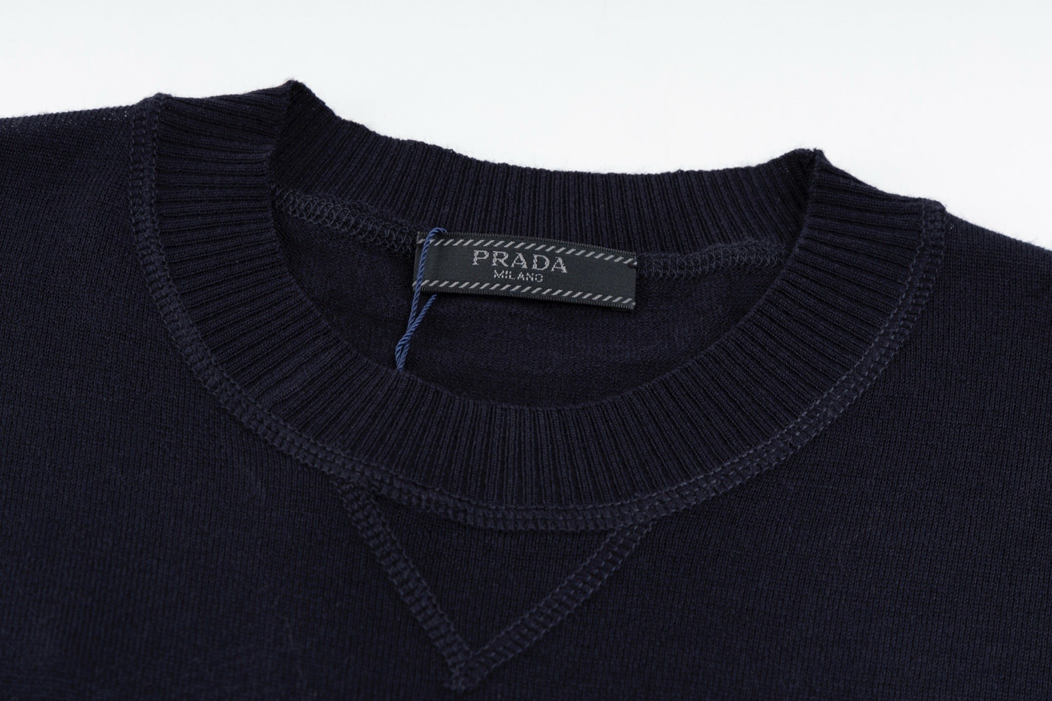 LuxluxHouse Best Quality Clothes T-shirt Prada