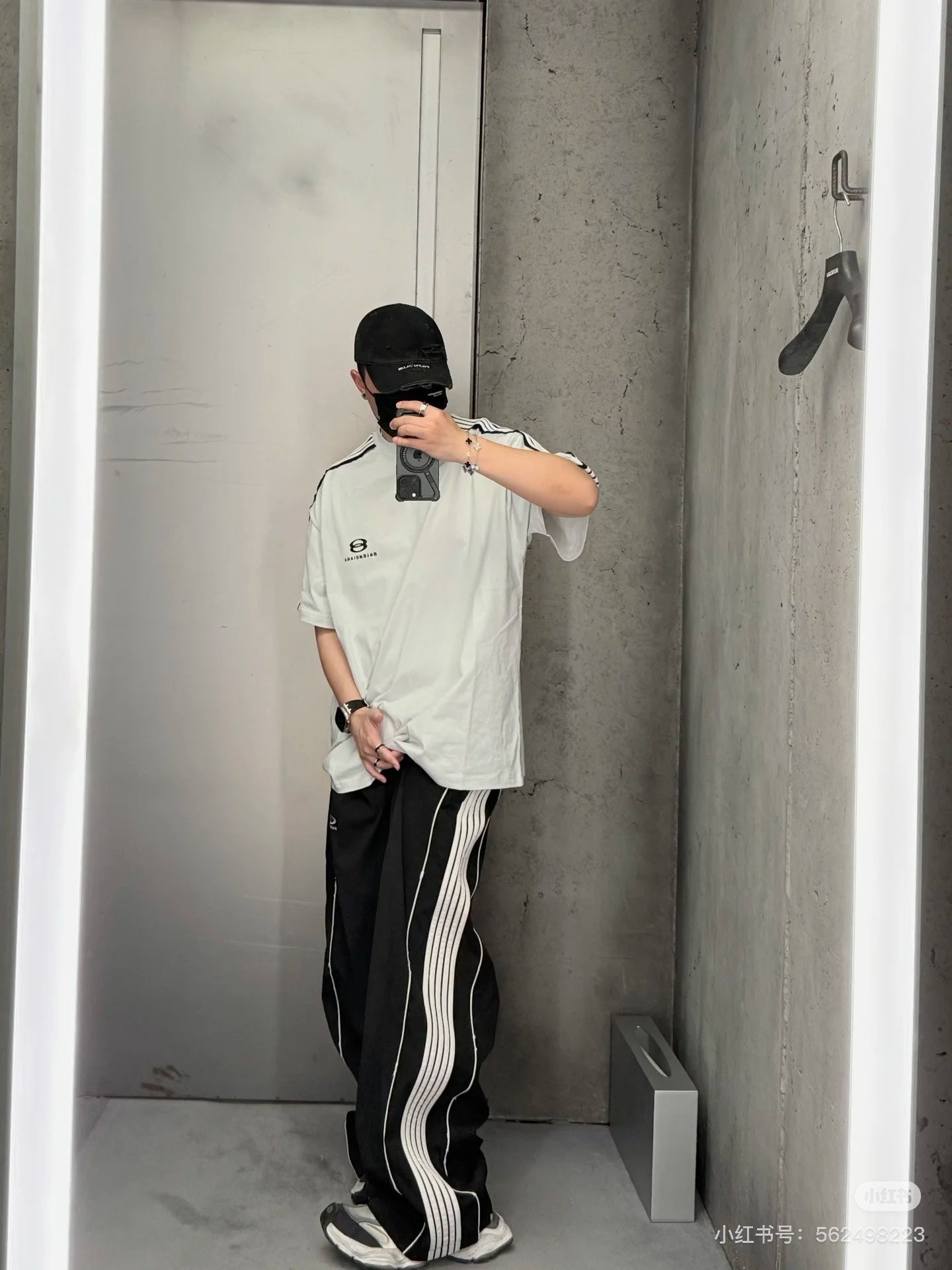 LuxluxHouse Best Quality Clothes Balenciaga T-shirt