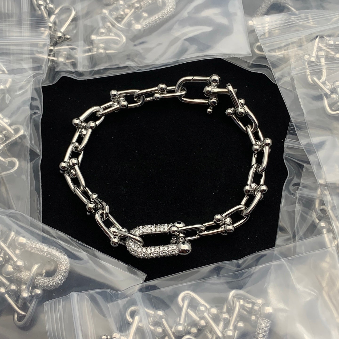 LuxluxHouse Low Price And High Quality Accessories Tiffany