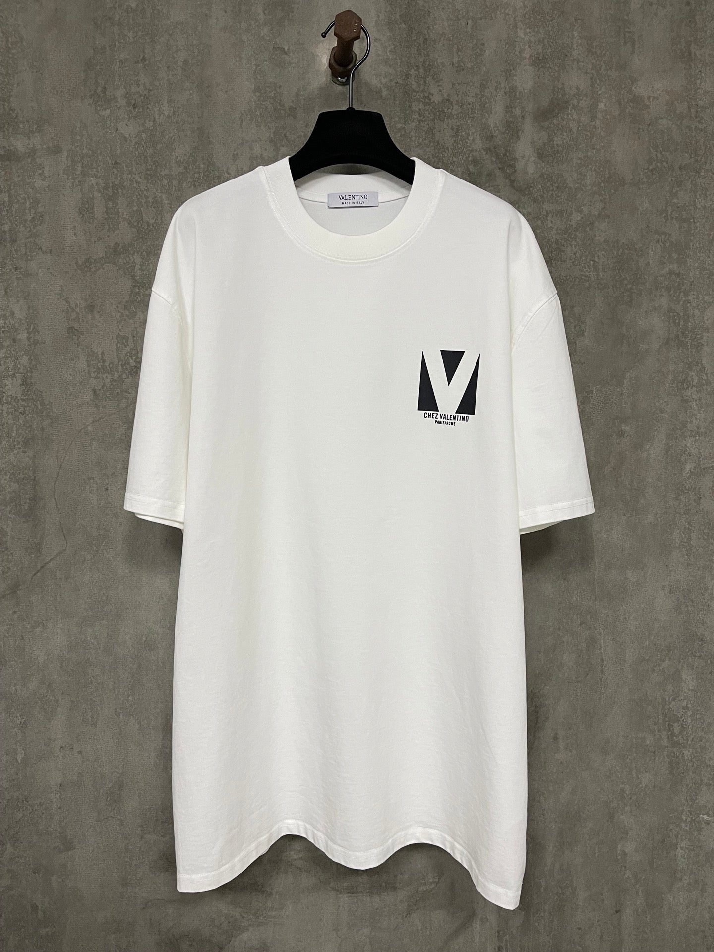 LuxluxHouse Best Quality Clothes Valentino T-shirt