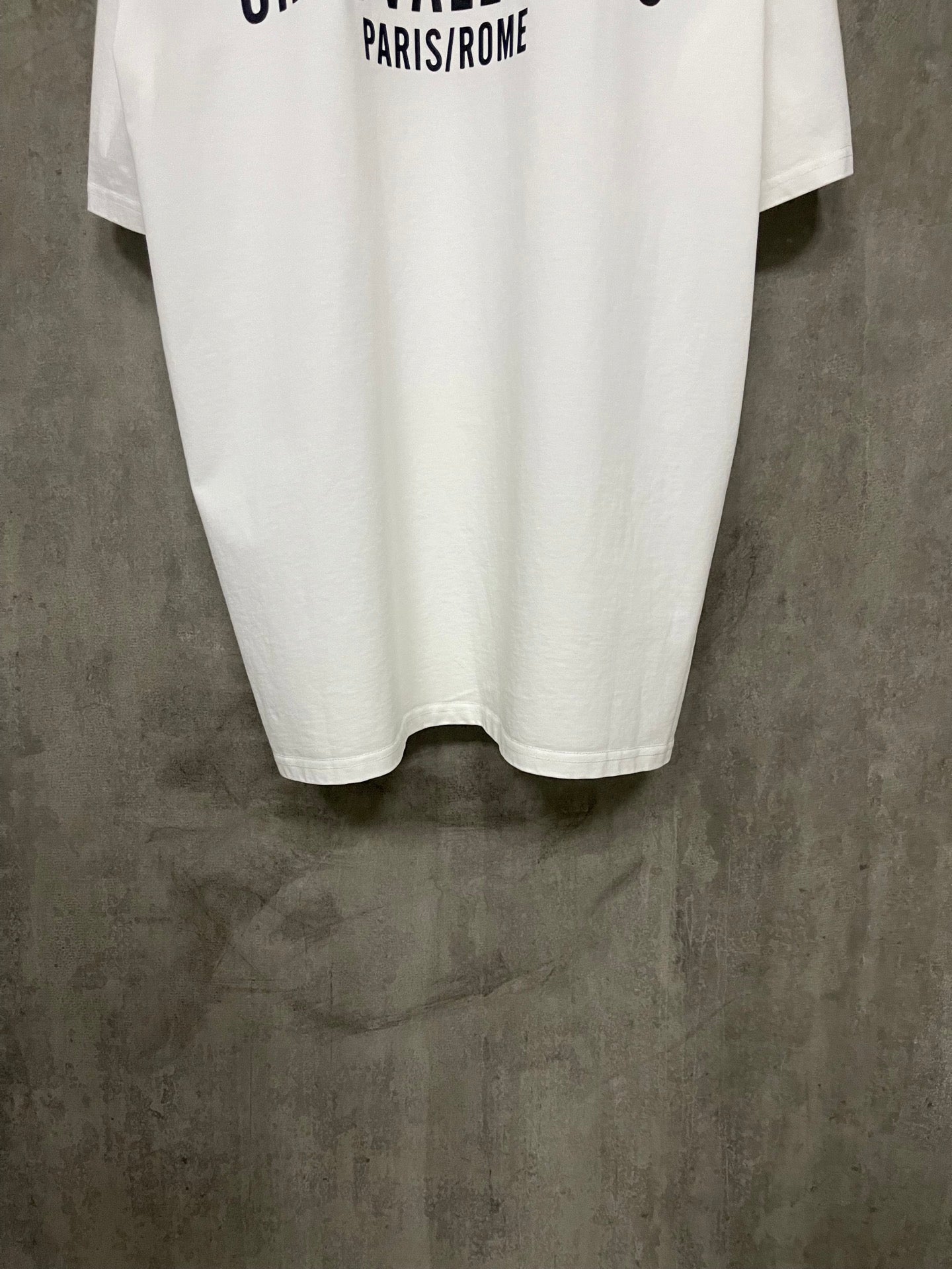 LuxluxHouse Best Quality Clothes Valentino T-shirt