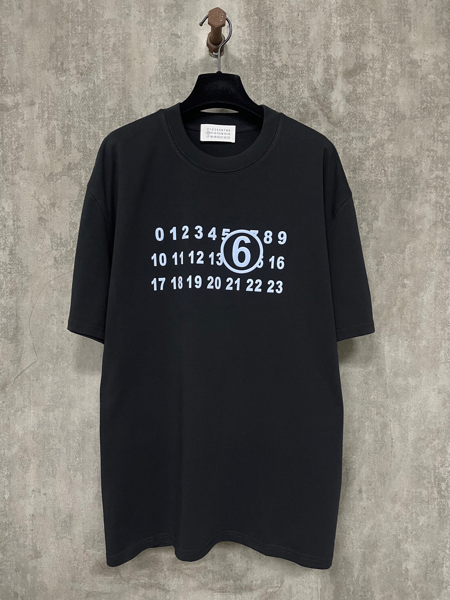 LuxluxHouse Best Quality Clothes Valentino T-shirt