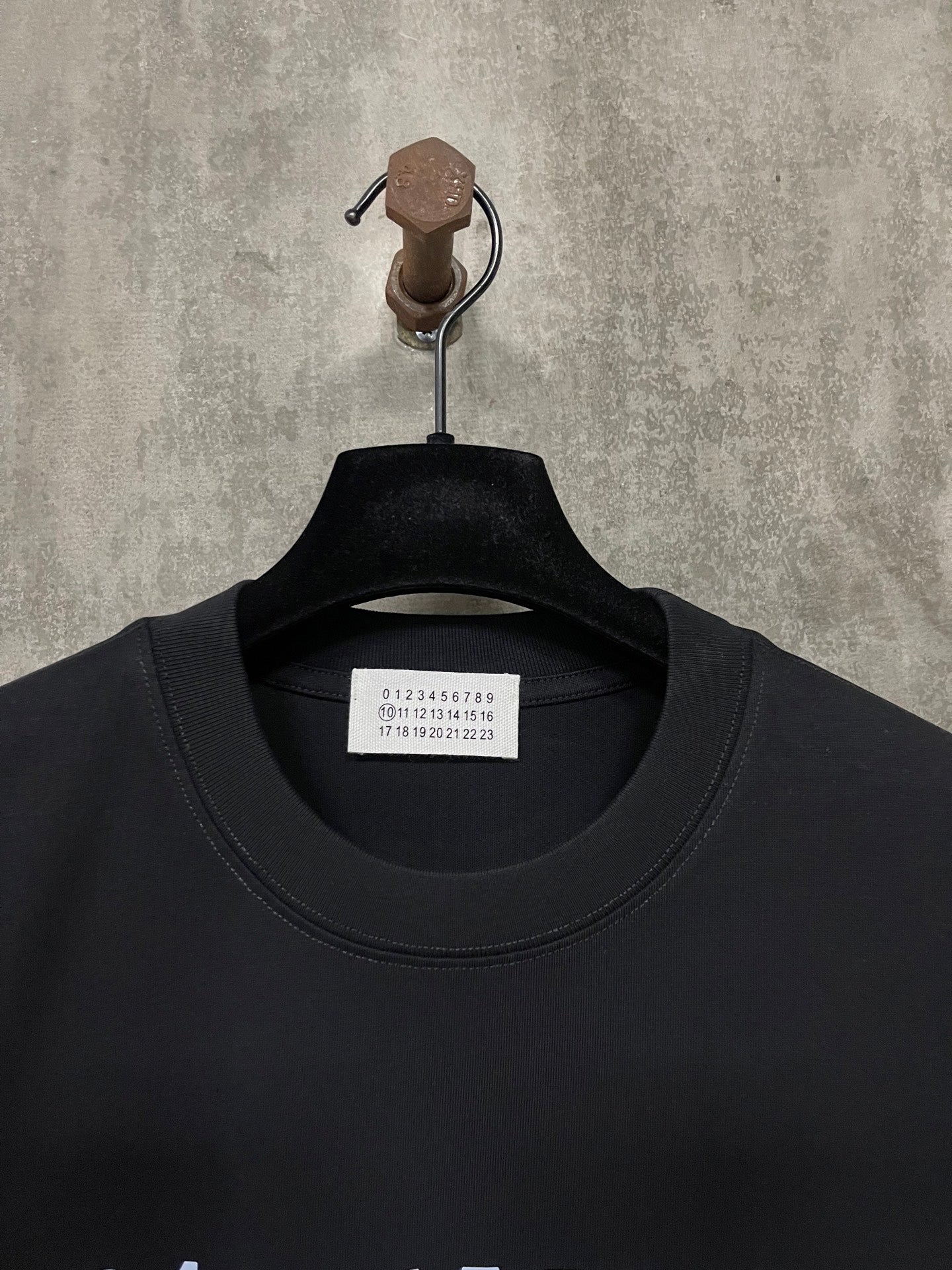 LuxluxHouse Best Quality Clothes Valentino T-shirt
