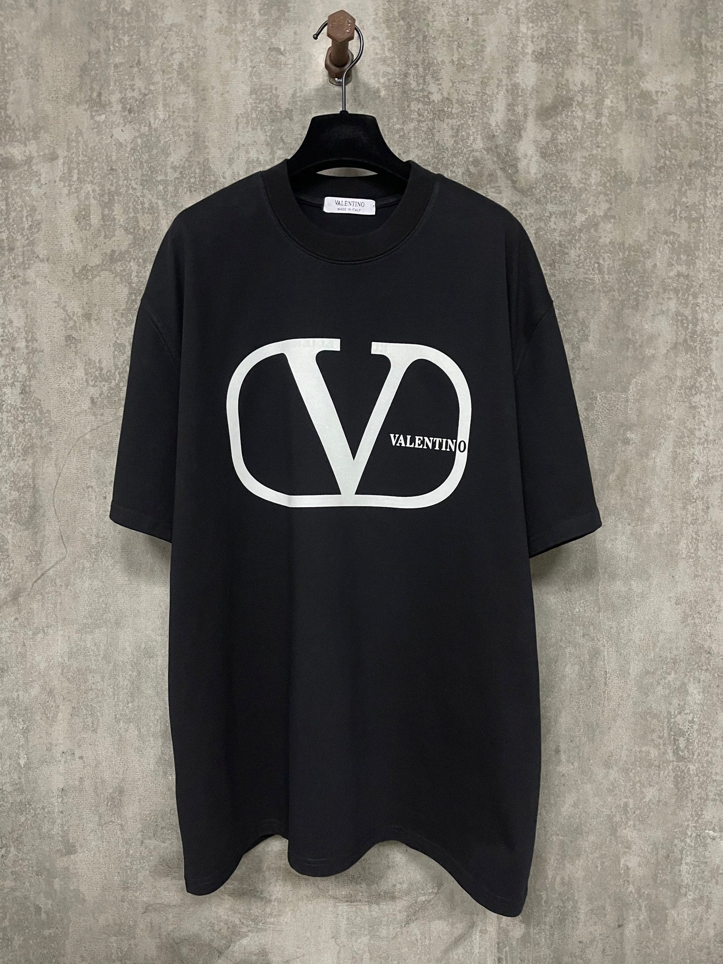 LuxluxHouse Best Quality Clothes Valentino T-shirt