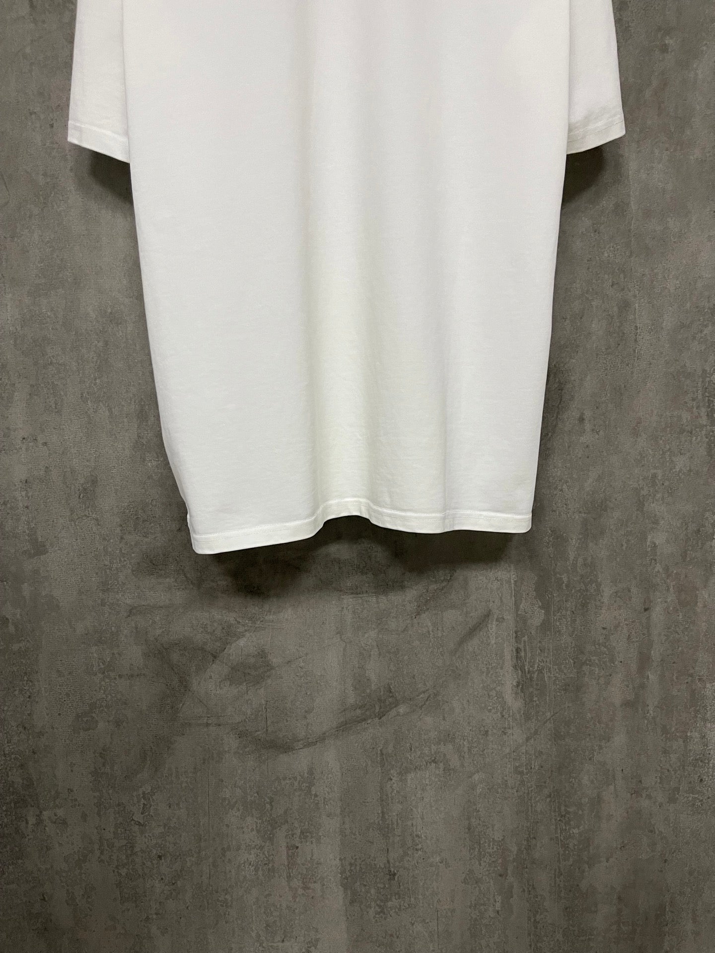 LuxluxHouse Best Quality Clothes Valentino T-shirt
