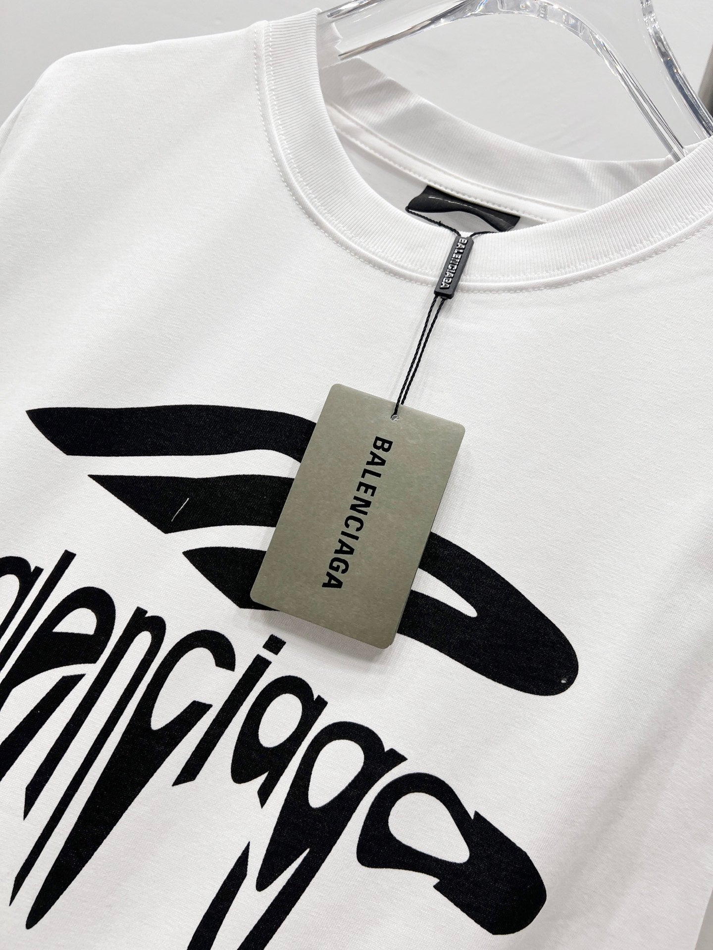 LuxluxHouse Best Quality Clothes Balenciaga T-shirt
