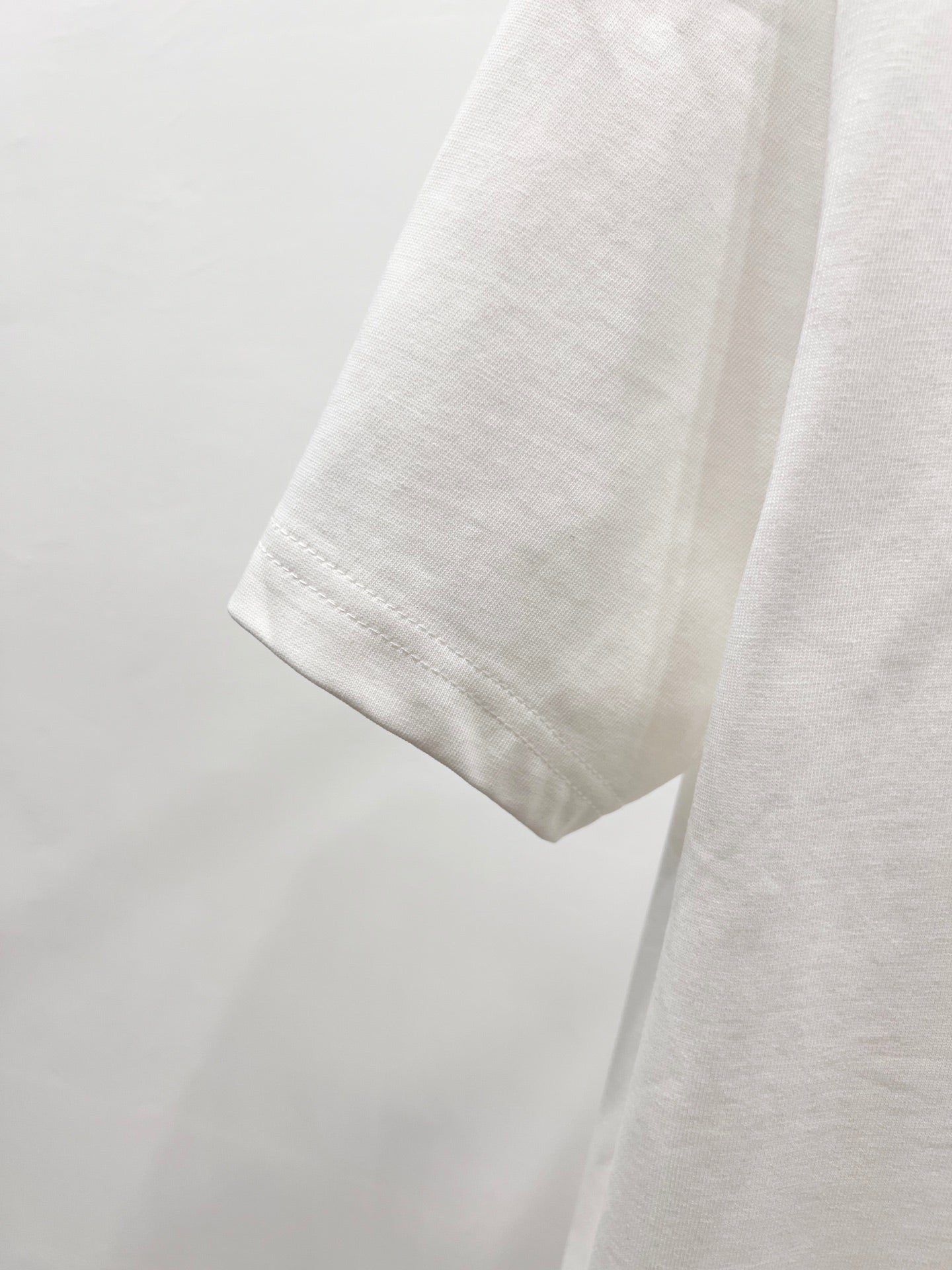 LuxluxHouse Best Quality Clothes T-shirt