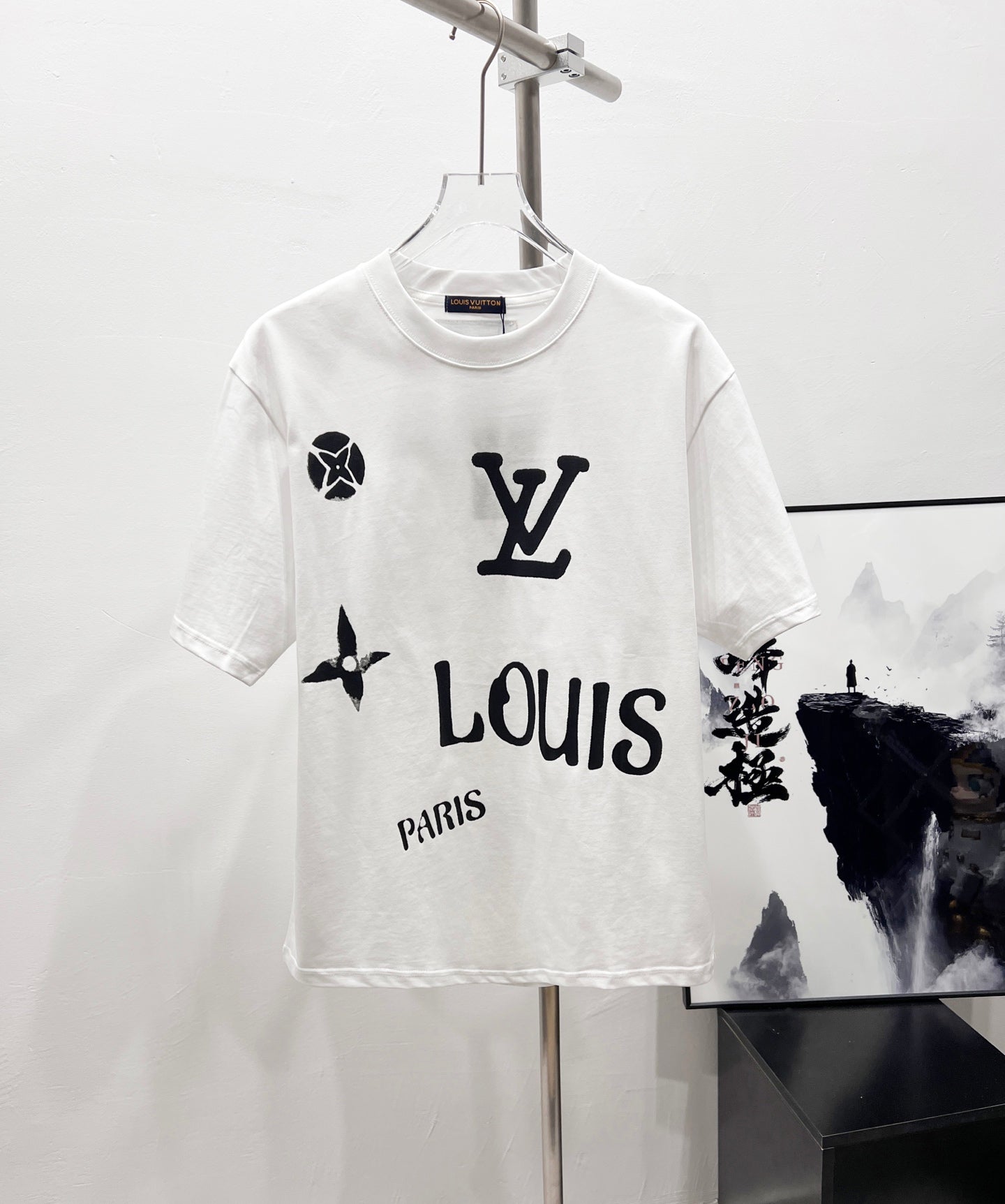 LuxluxHouse Best Quality Clothes T-shirt Louis Vuitton