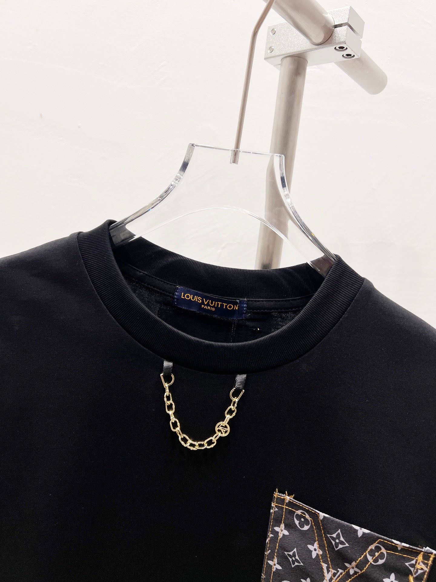 LuxluxHouse Best Quality Clothes T-shirt Louis Vuitton