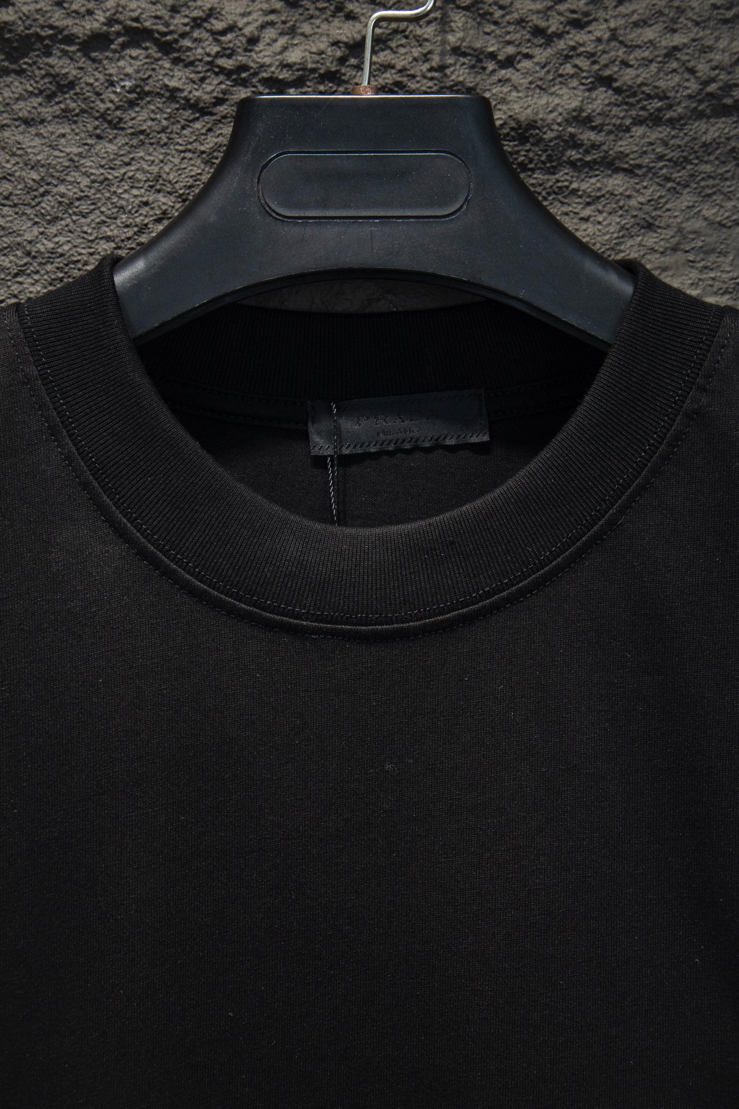LuxluxHouse Best Quality Clothes T-shirt Prada