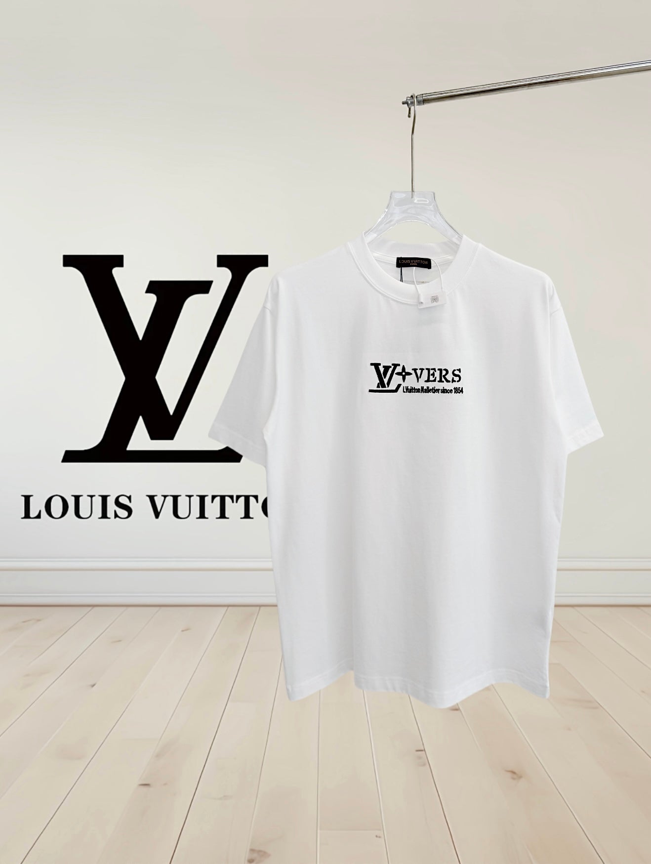 LuxluxHouse Best Quality Clothes T-shirt Louis Vuitton