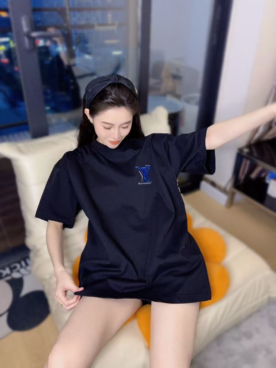 LuxluxHouse Best Quality Clothes T-shirt Louis Vuitton