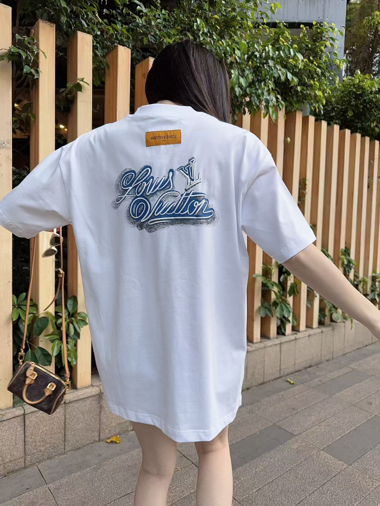 LuxluxHouse Best Quality Clothes T-shirt Louis Vuitton