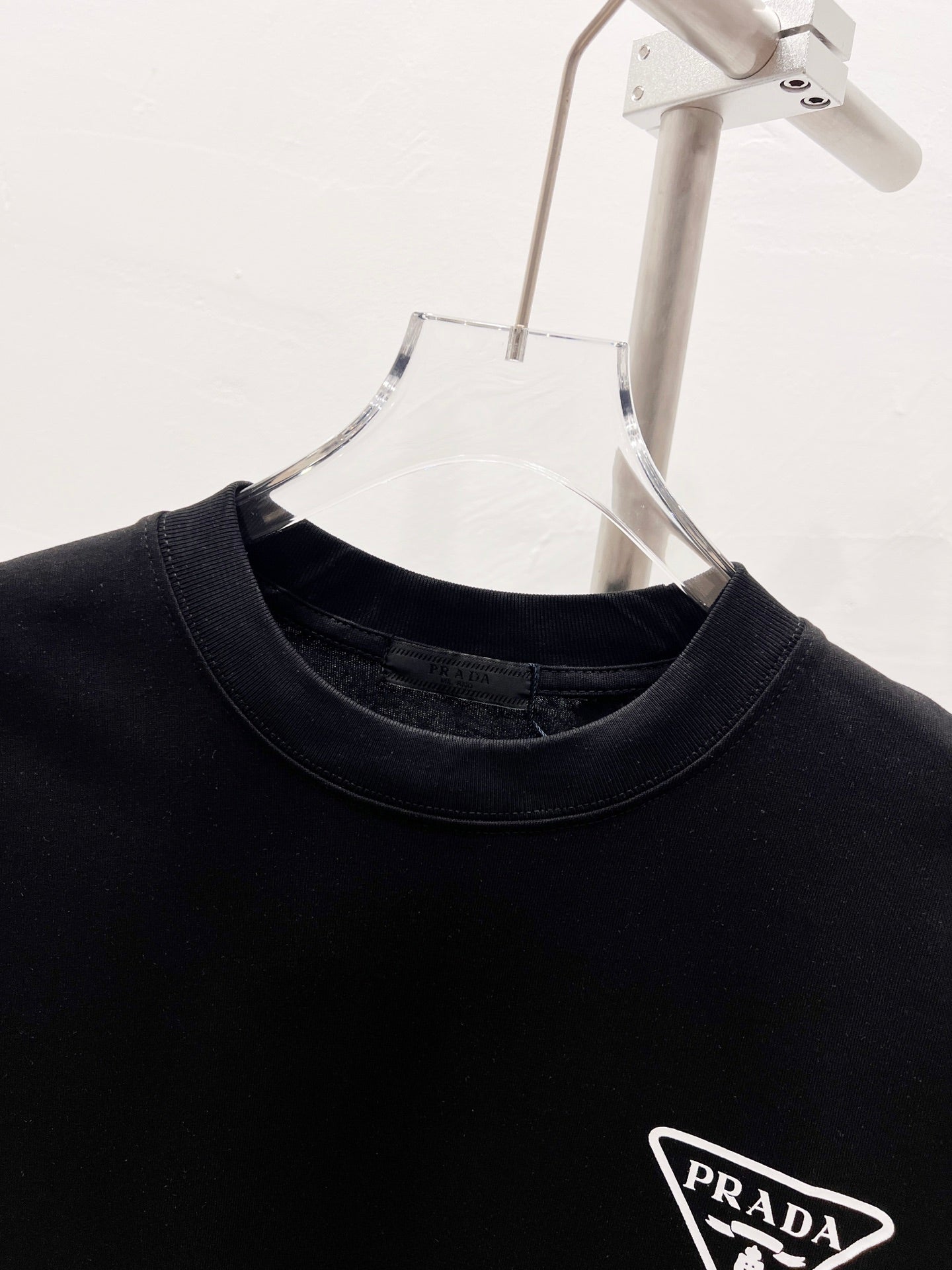 LuxluxHouse Best Quality Clothes T-shirt Prada