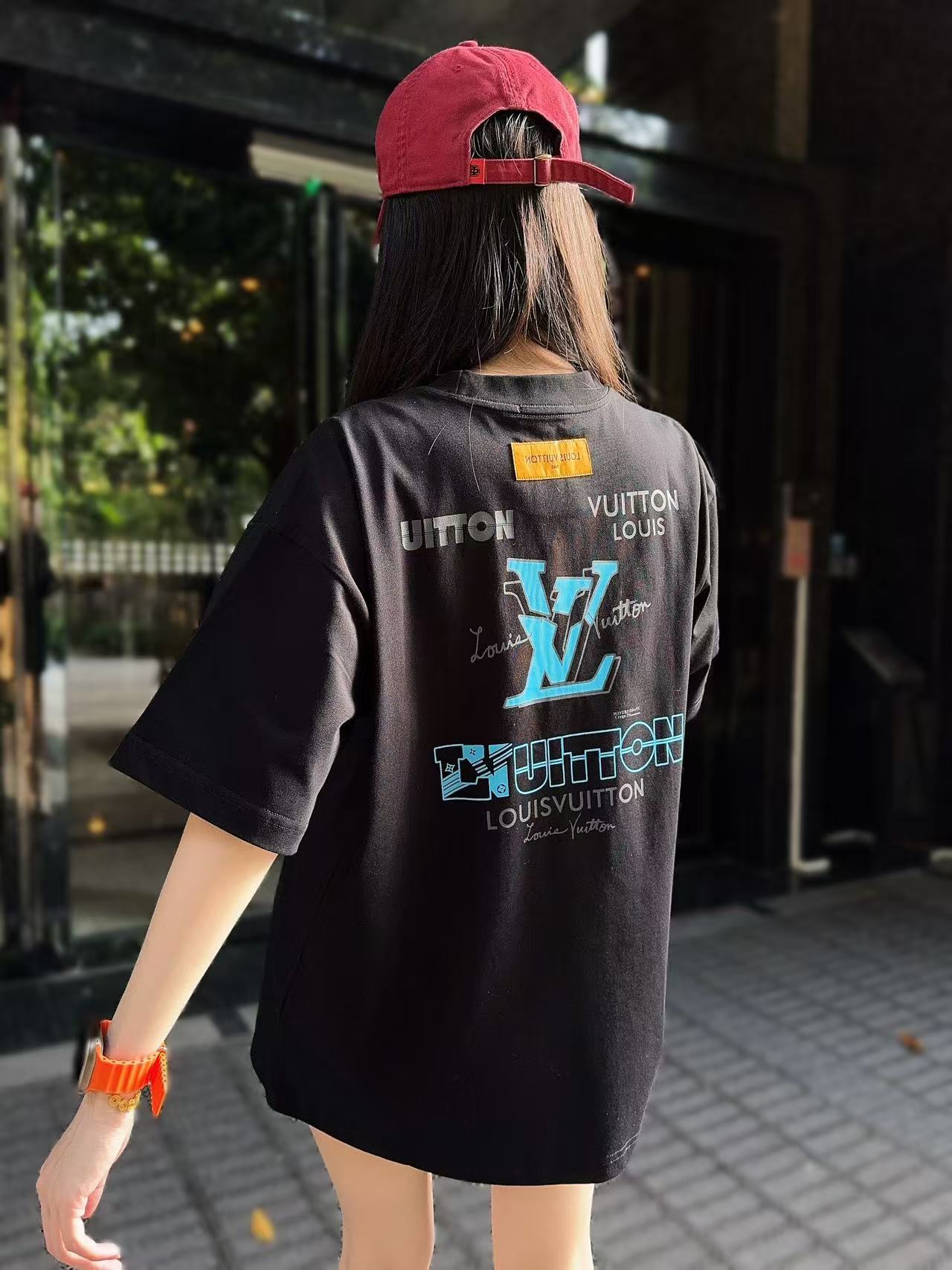 LuxluxHouse Best Quality Clothes T-shirt Louis Vuitton