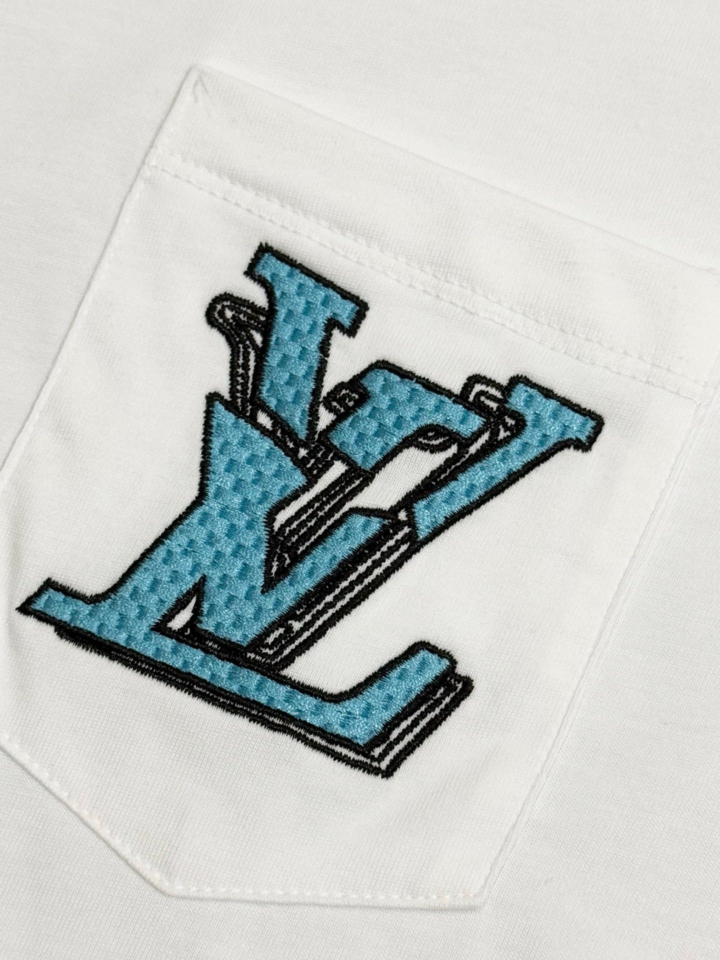 LuxluxHouse Best Quality Clothes T-shirt Louis Vuitton