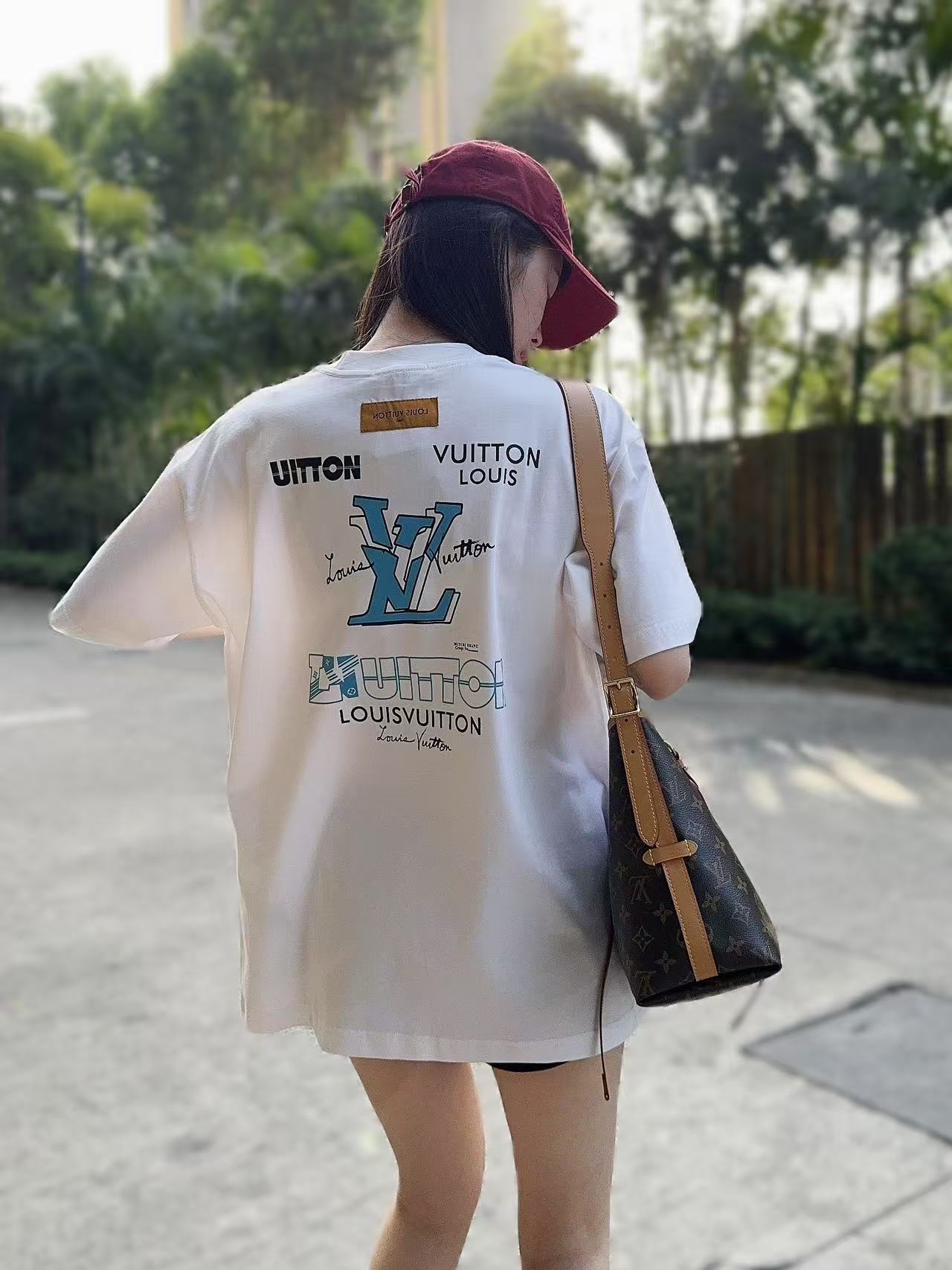 LuxluxHouse Best Quality Clothes T-shirt Louis Vuitton