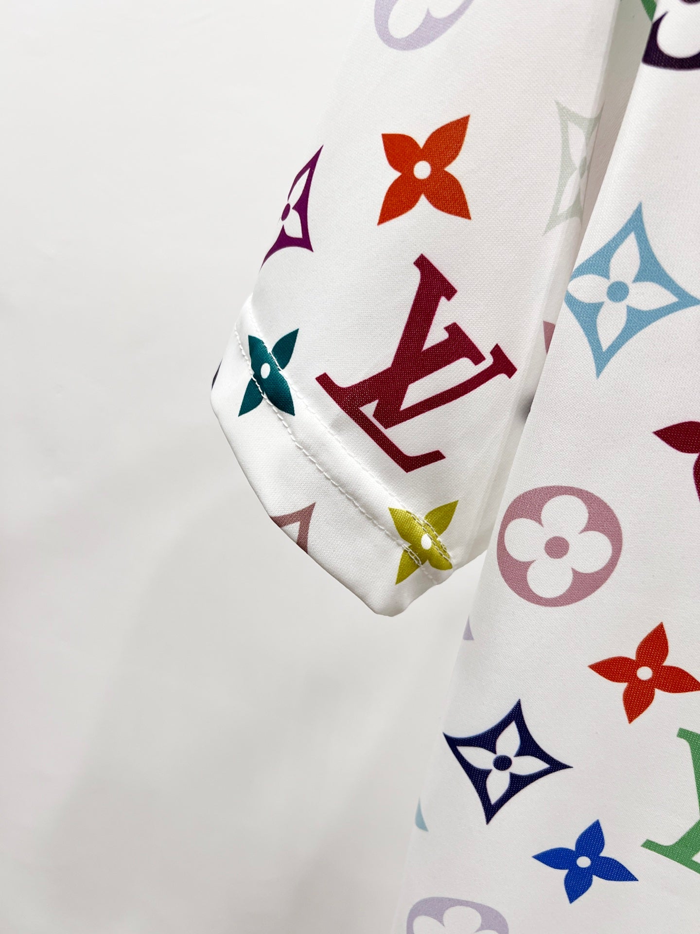 LuxluxHouse Best Quality Clothes T-shirt Louis Vuitton