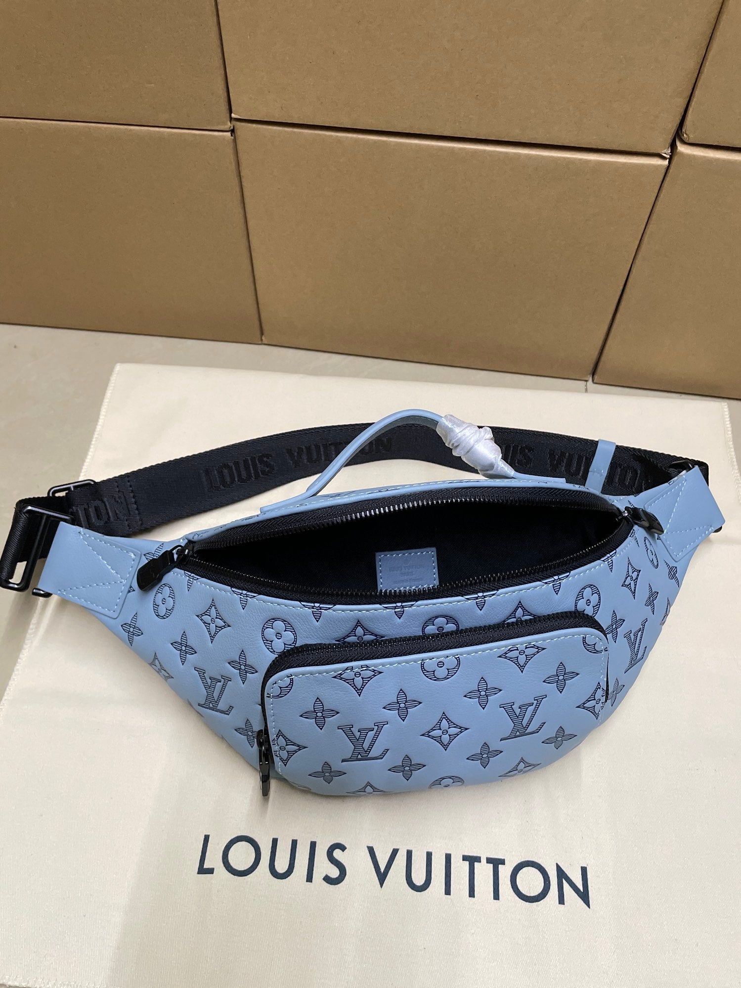 LuxluxHouse Best Quality Bags Louis Vuitton Men