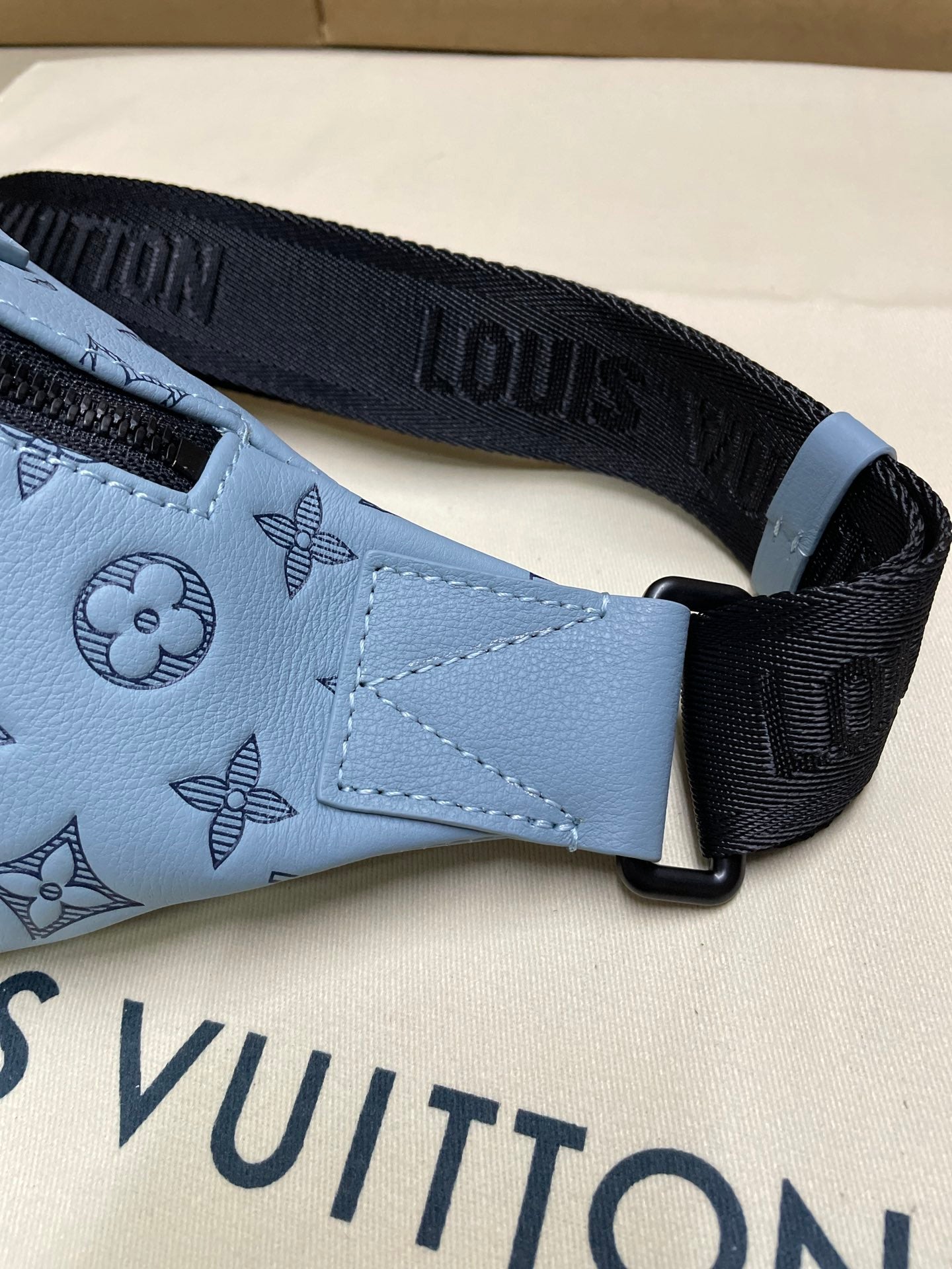 LuxluxHouse Best Quality Bags Louis Vuitton Men