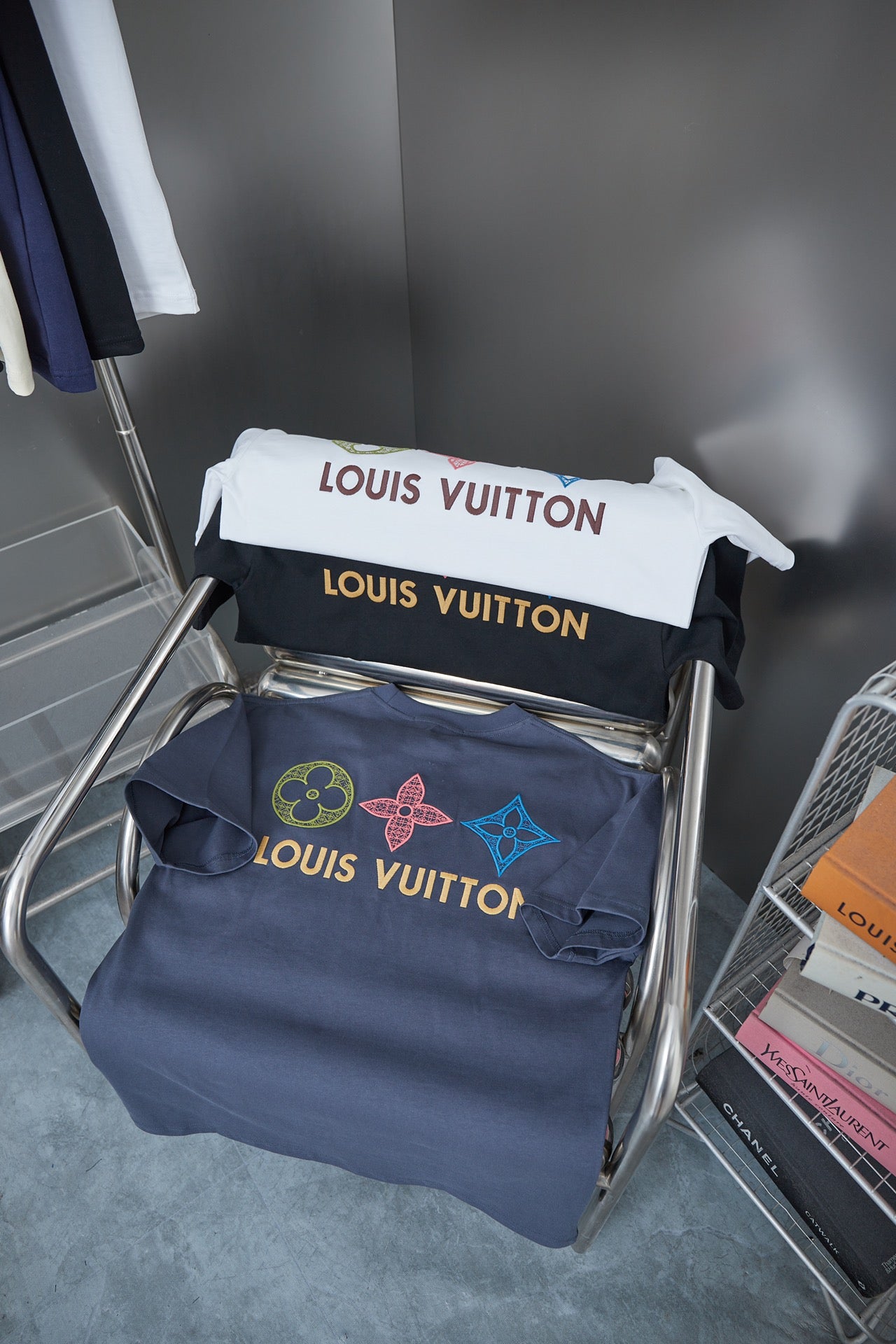 LuxluxHouse Best Quality Clothes T-shirt Louis Vuitton