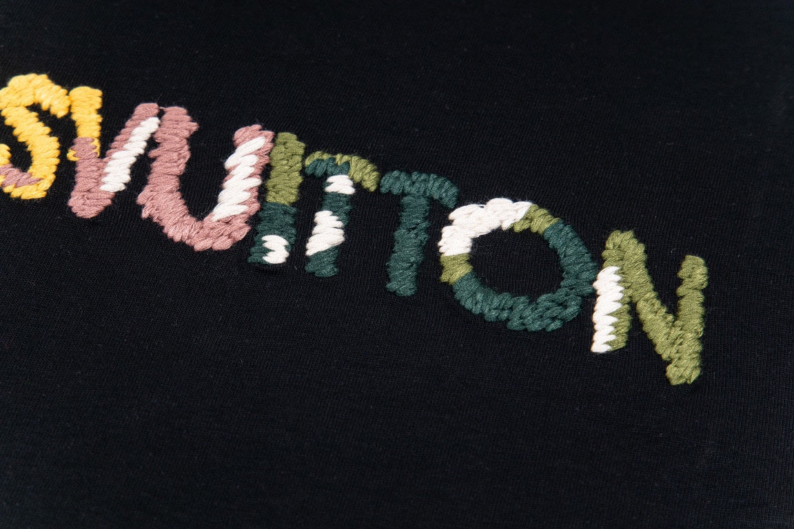 LuxluxHouse Best Quality Clothes T-shirt Louis Vuitton