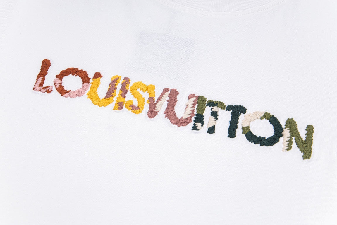LuxluxHouse Best Quality Clothes T-shirt Louis Vuitton