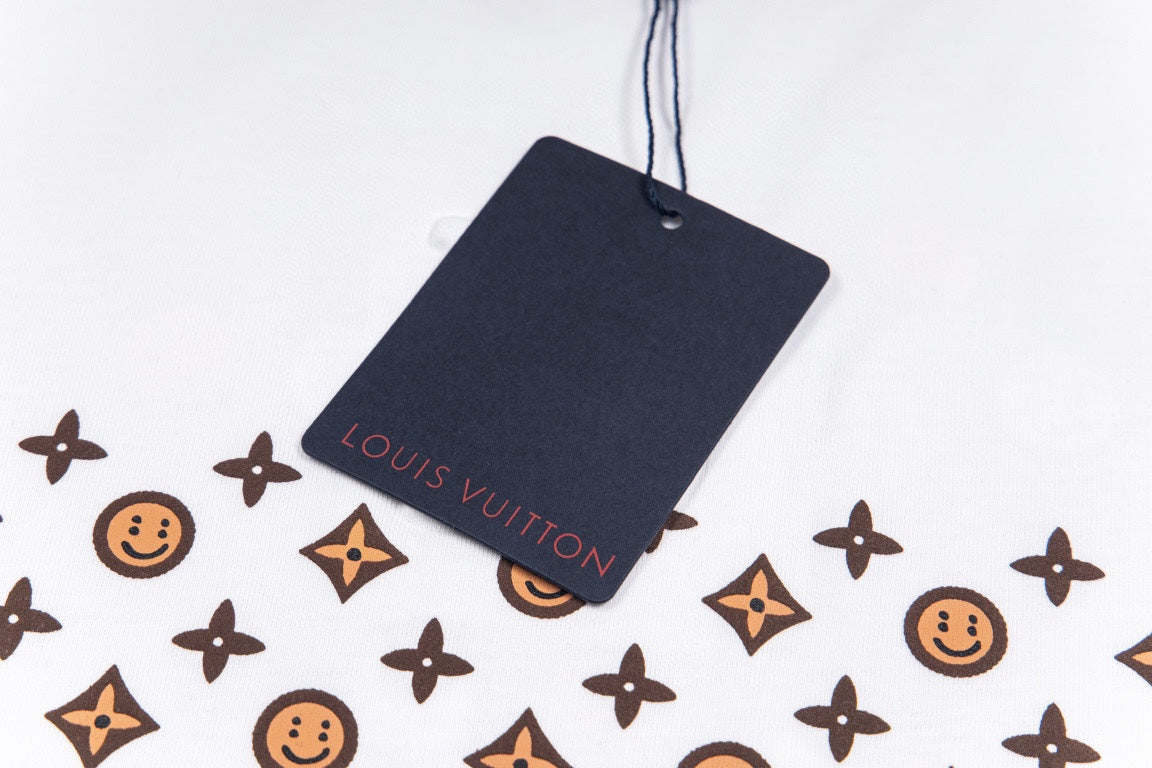 LuxluxHouse Best Quality Clothes T-shirt Louis Vuitton