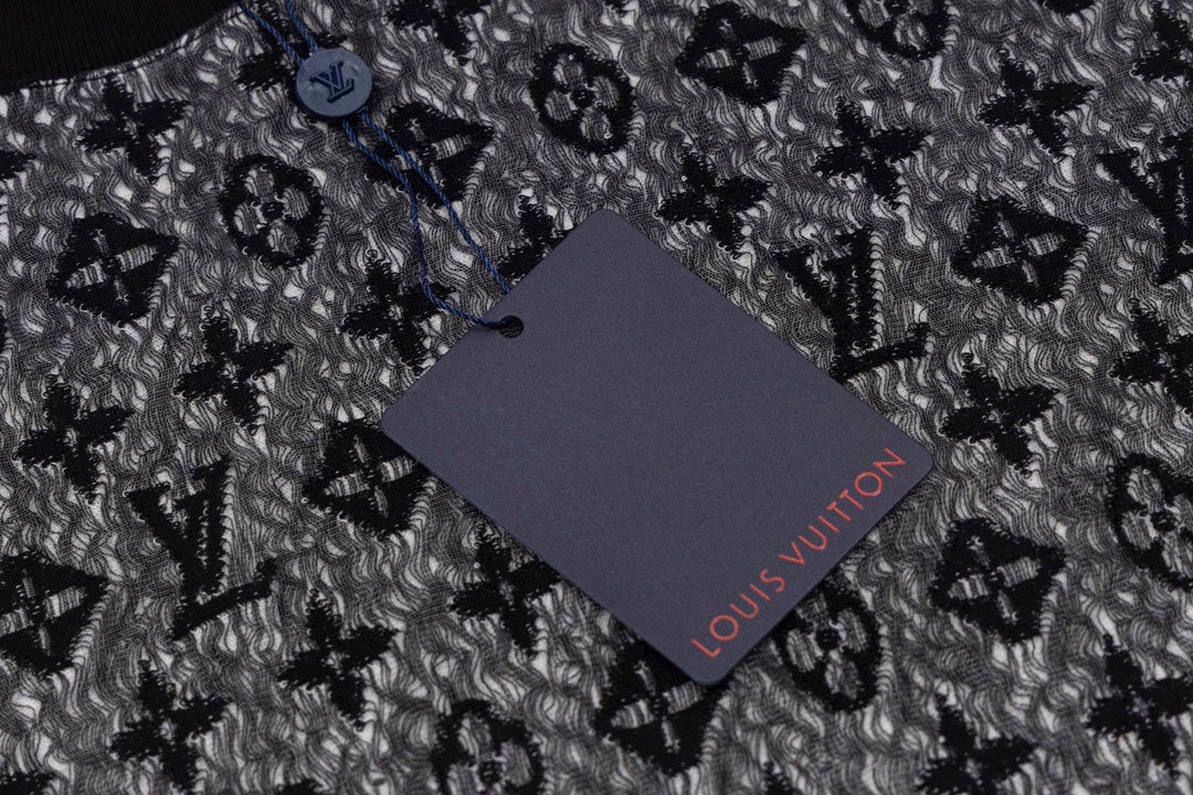 LuxluxHouse Best Quality Clothes T-shirt Louis Vuitton