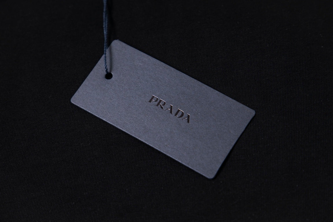 LuxluxHouse Best Quality Clothes T-shirt Prada