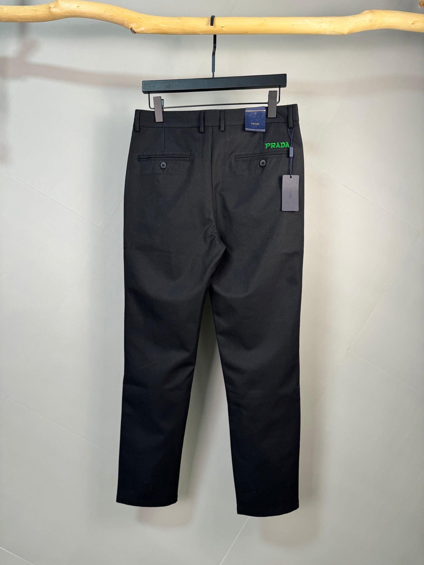 LuxluxHouse Best Quality Clothes Pants Prada