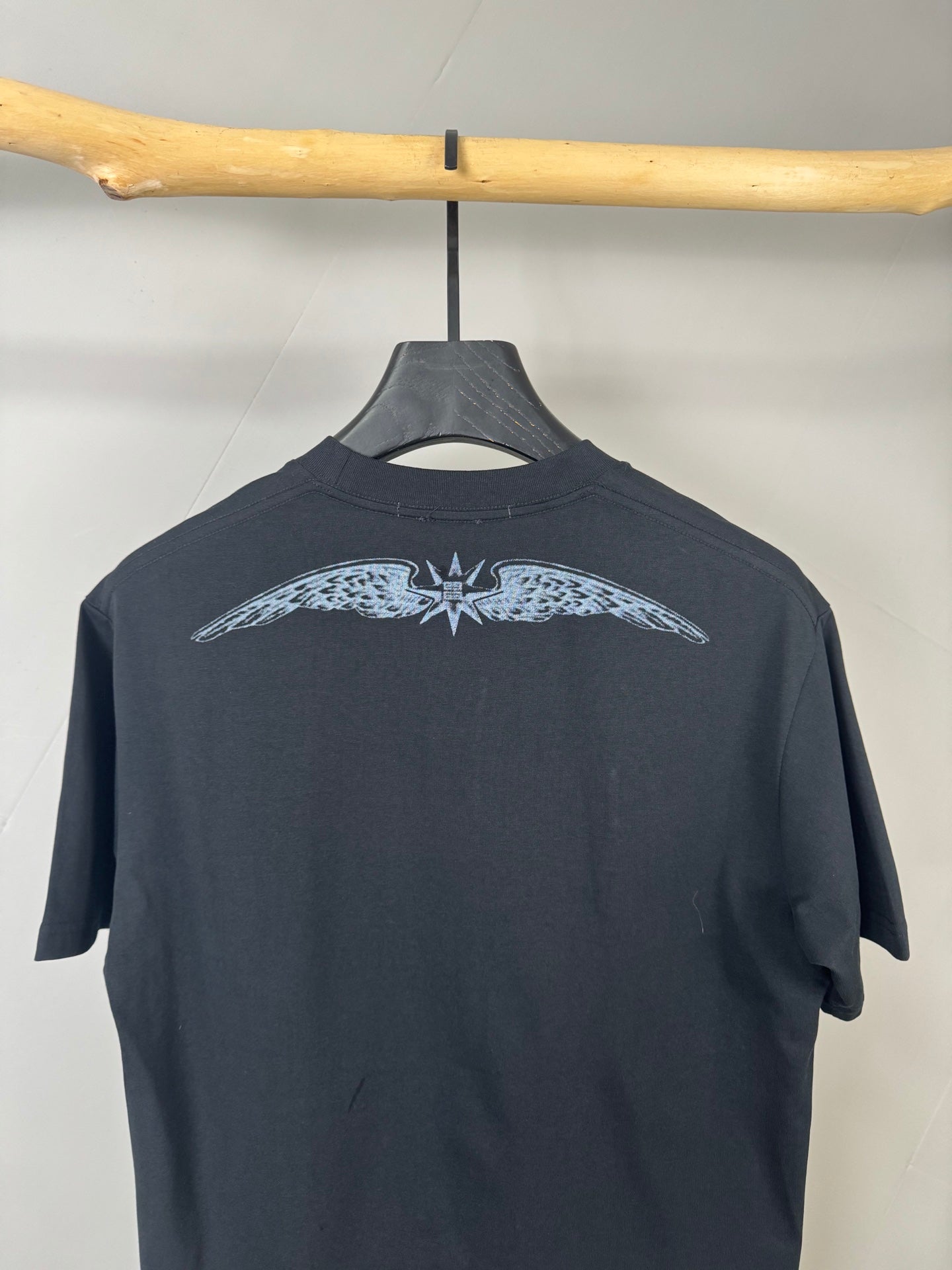 LuxluxHouse Best Quality Clothes Givenchy T-shirt