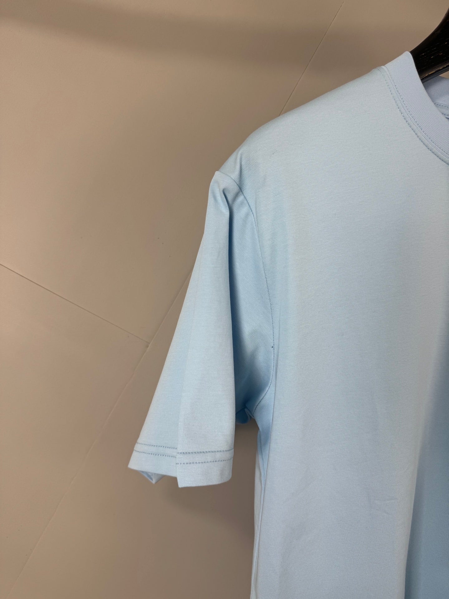 LuxluxHouse Best Quality Clothes Valentino T-shirt