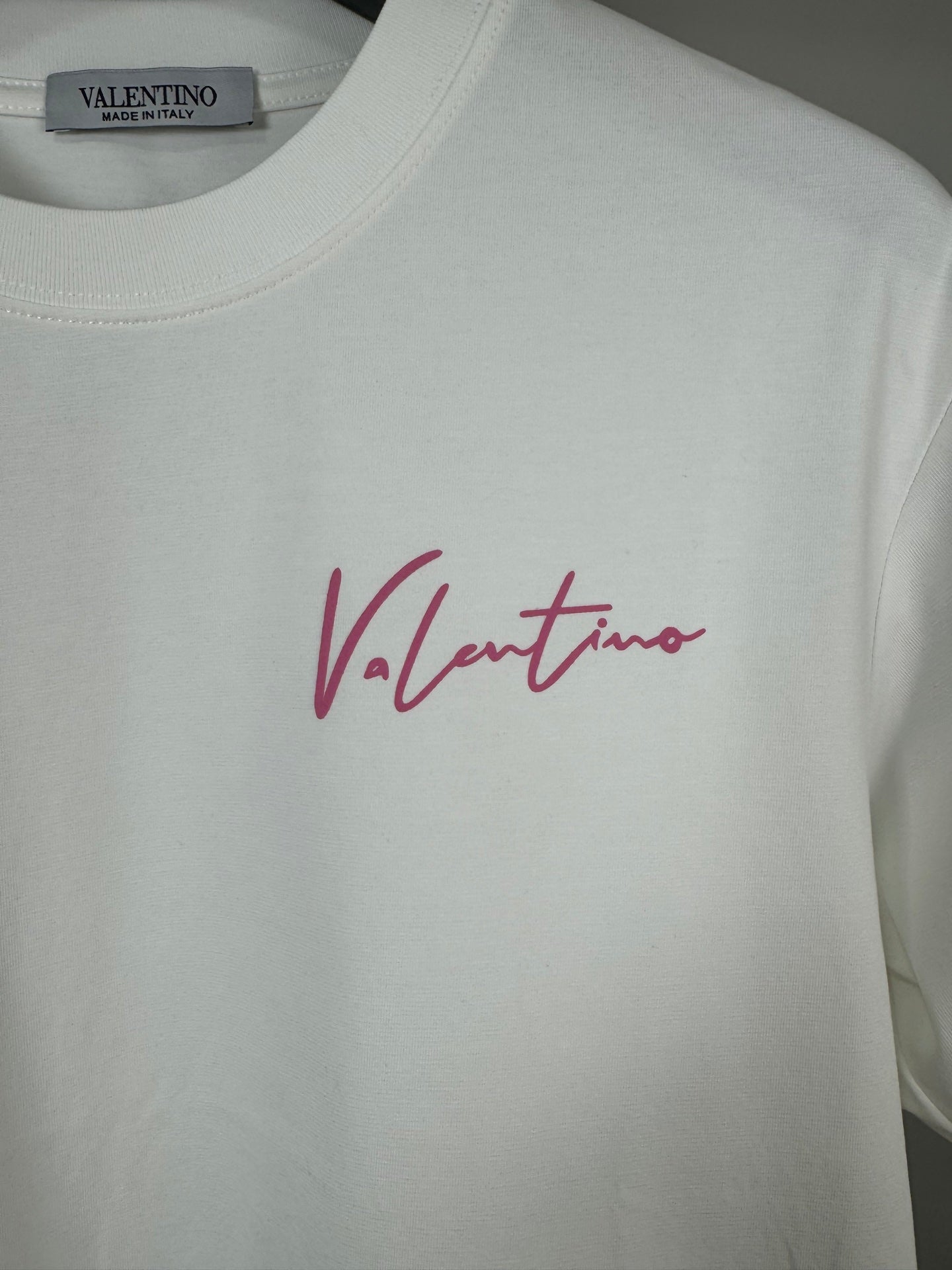 LuxluxHouse Best Quality Clothes Valentino T-shirt