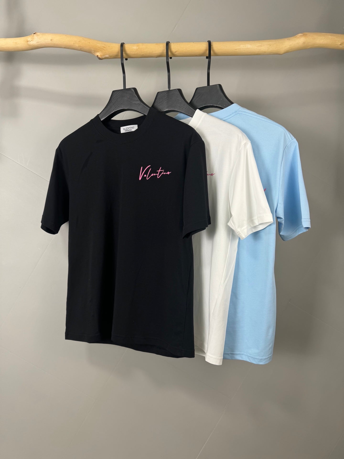 LuxluxHouse Best Quality Clothes Valentino T-shirt