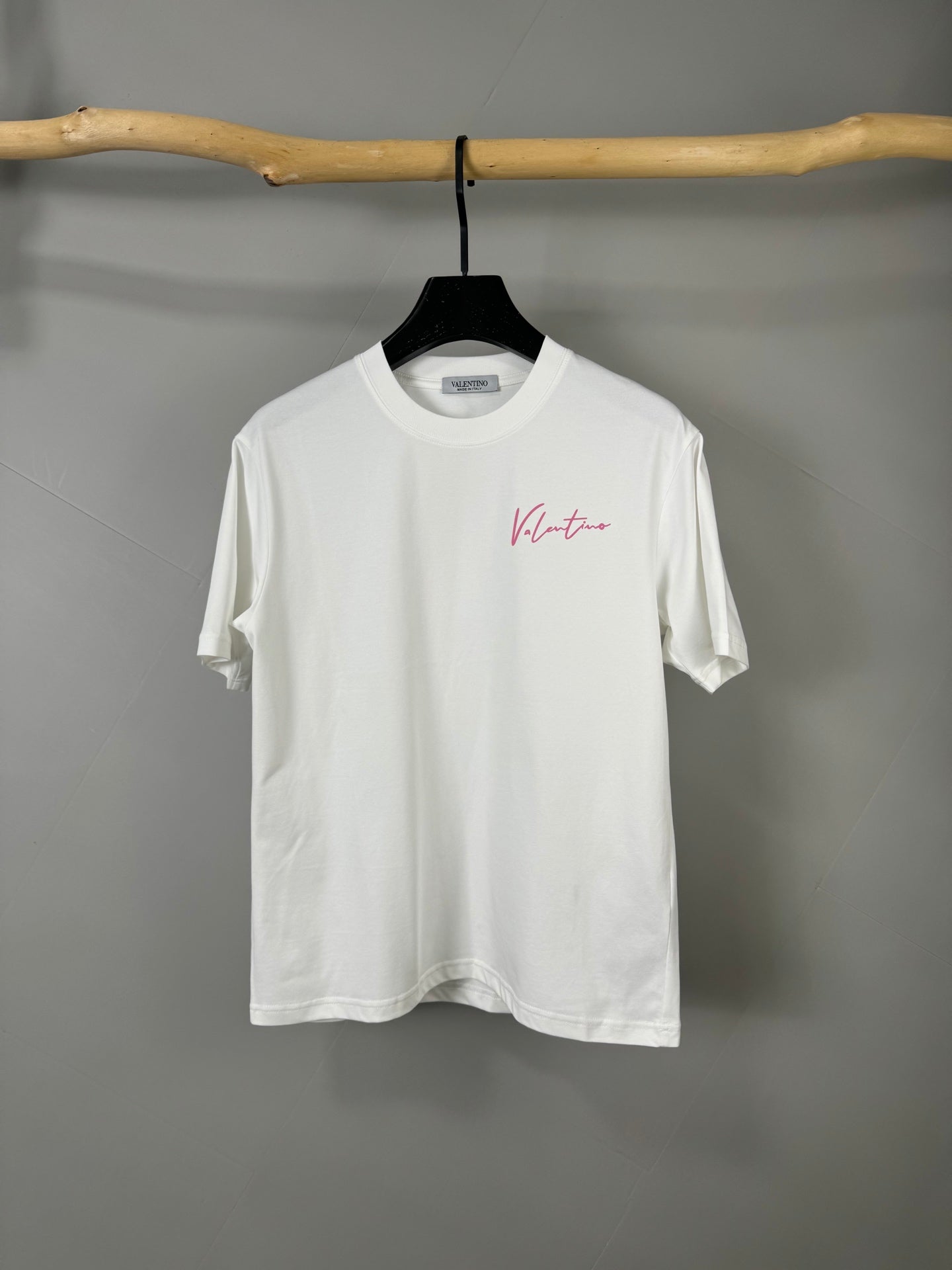 LuxluxHouse Best Quality Clothes Valentino T-shirt