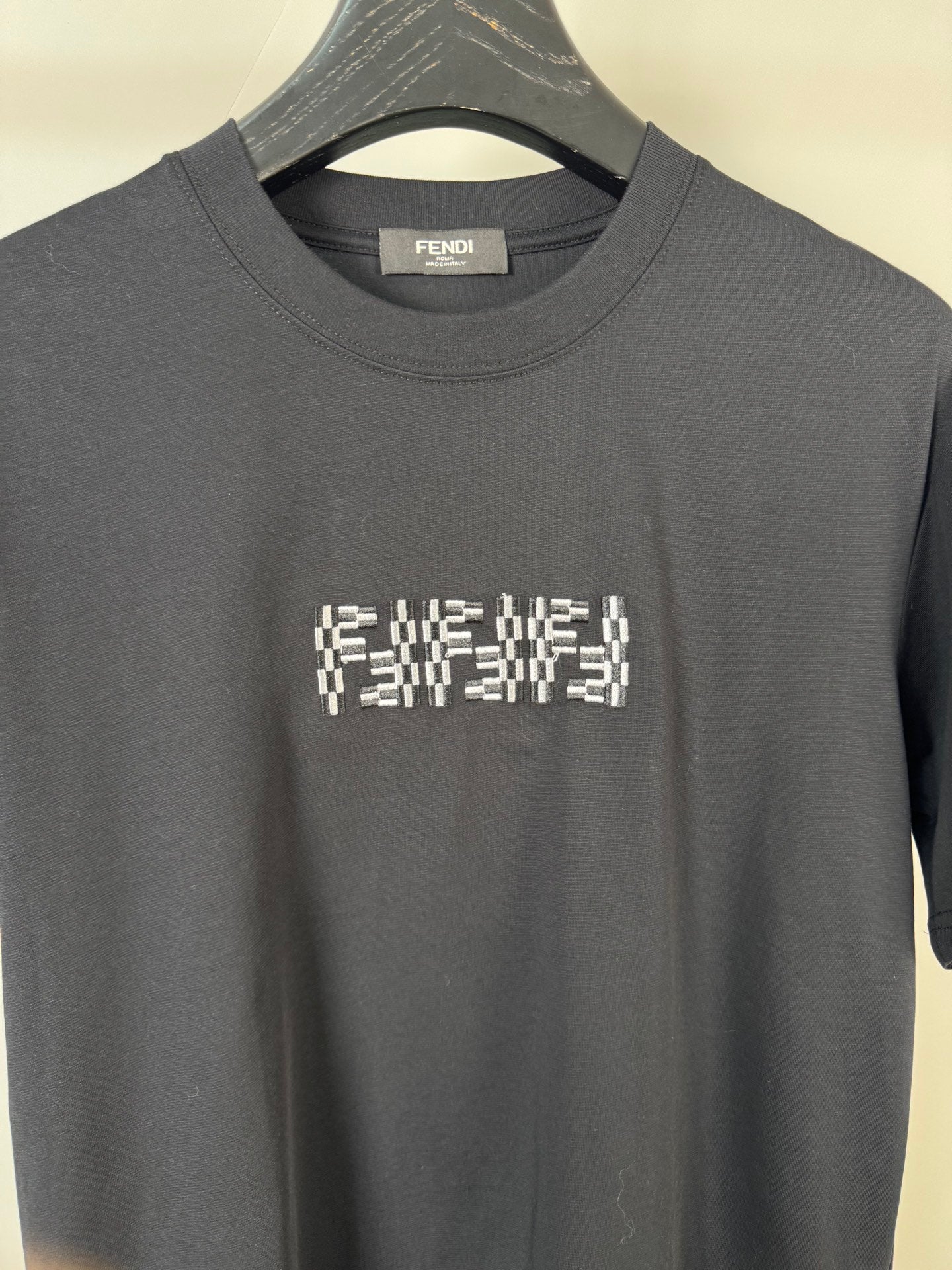 LuxluxHouse Best Quality Clothes Fendi T-shirt